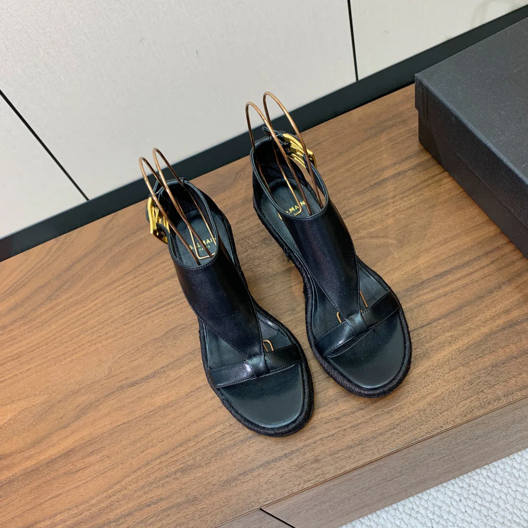Босоножки Женские Balmain 11886647