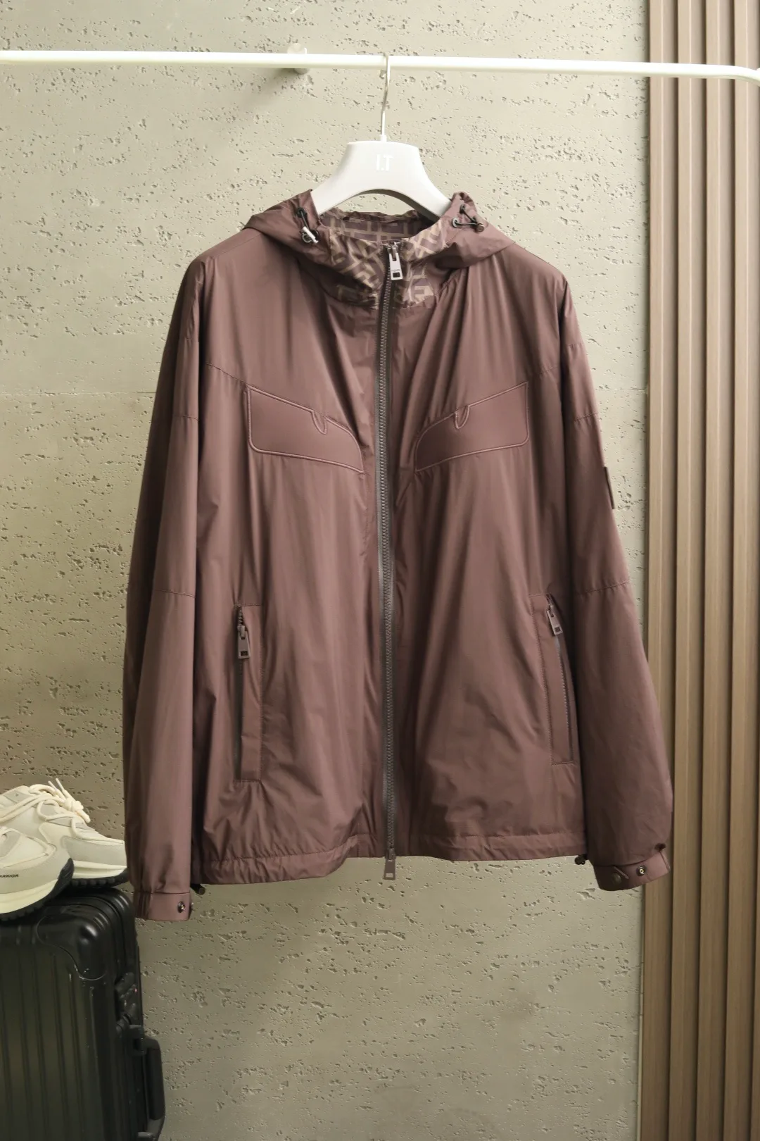 Куртки И Пуховики Мужские Fendi 11425016