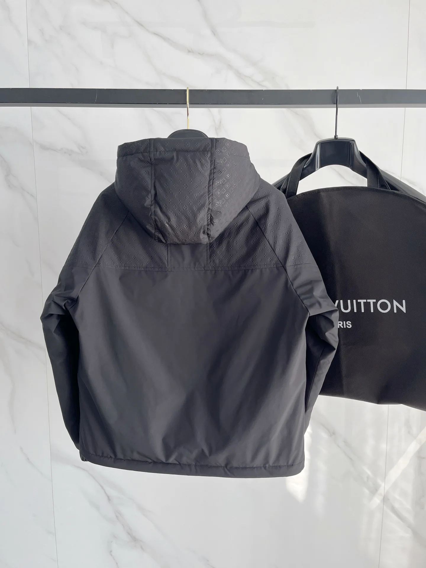 Куртки И Пуховики Мужские Louis Vuitton 433325