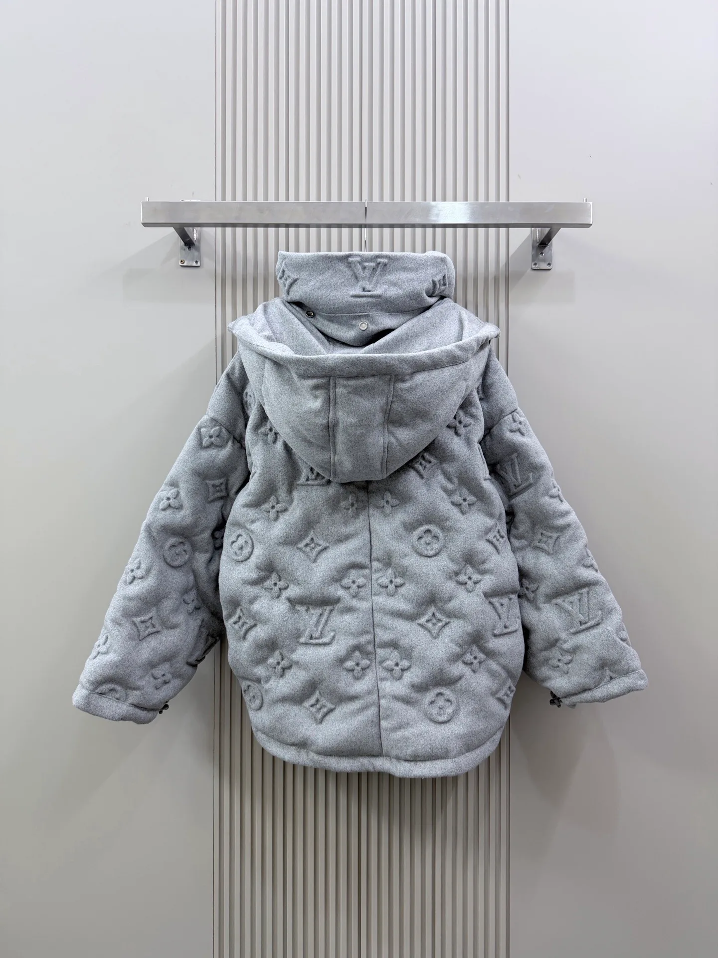 Куртки И Пуховики Мужские Louis Vuitton 18243984
