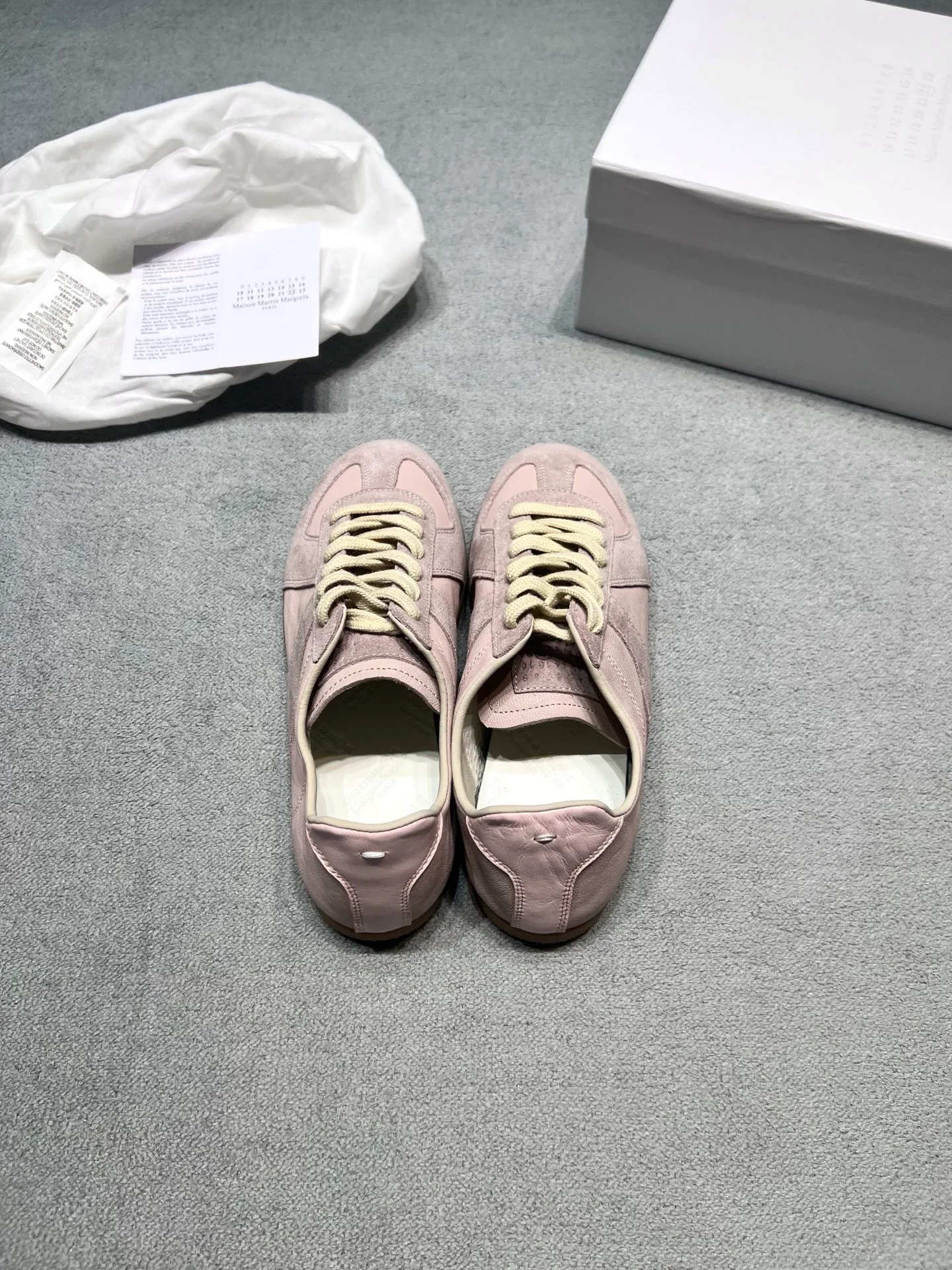 Кроссовки Женские Maison Margiela 18366872