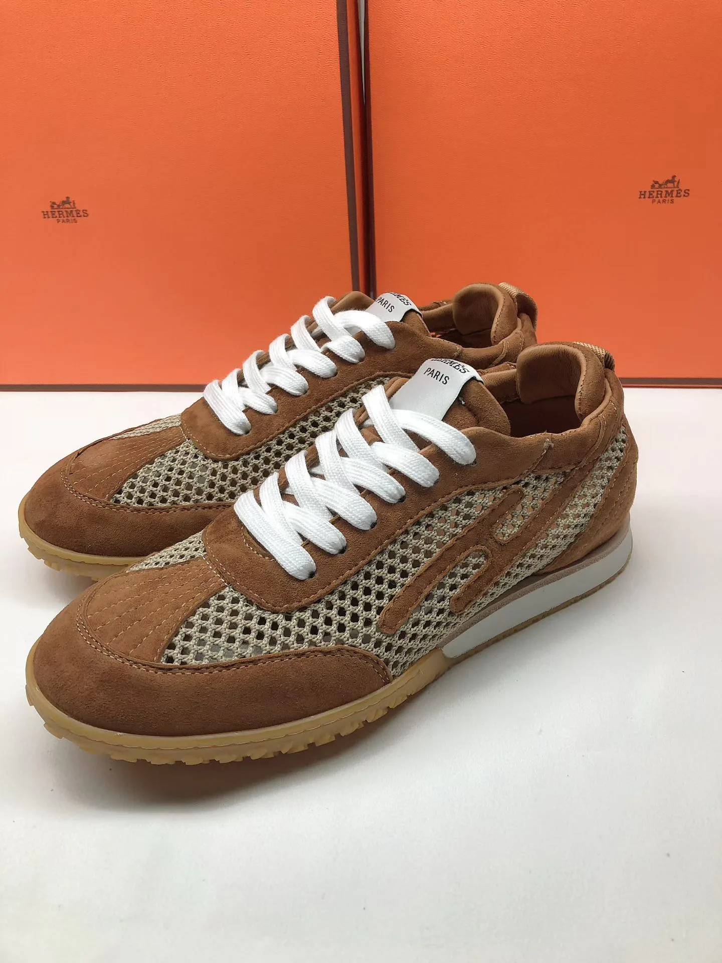 Кроссовки Женские Hermes 11765352