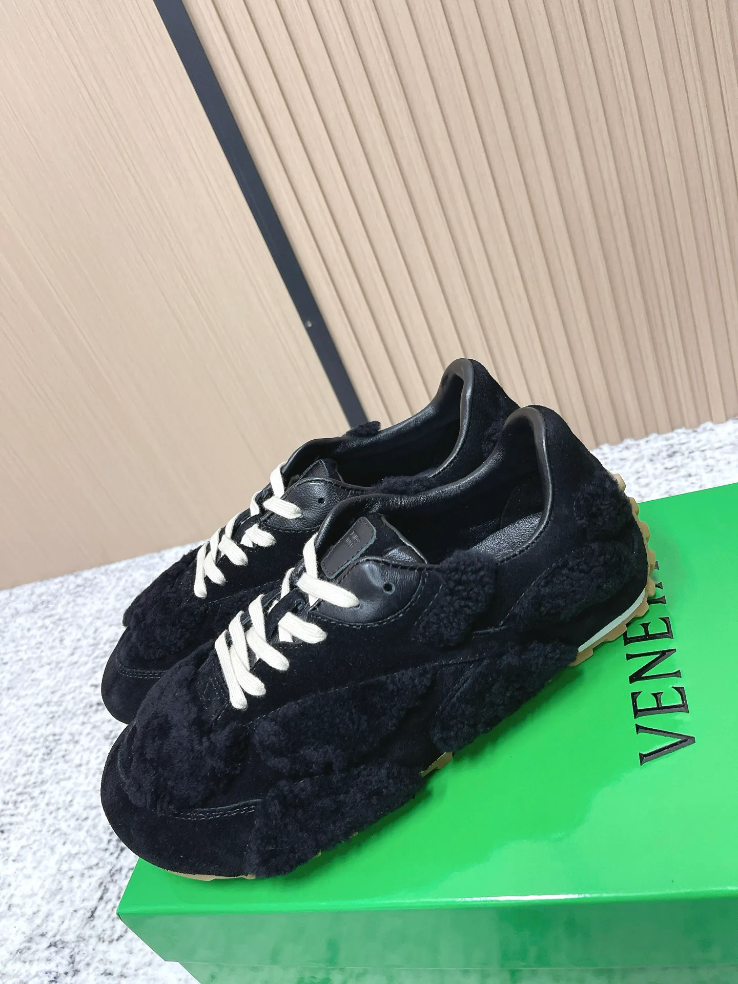 Кроссовки Женские Bottega Veneta 625098