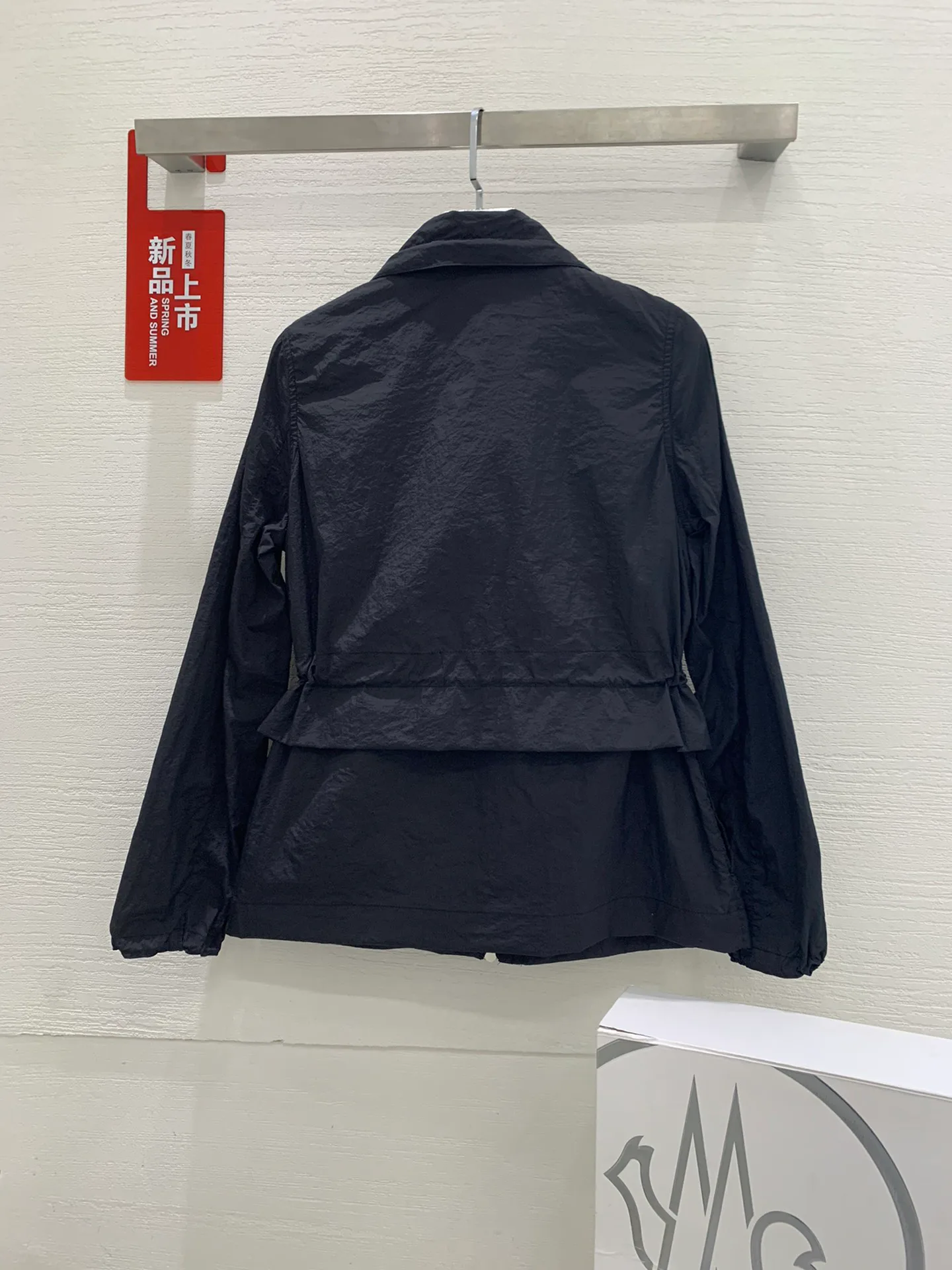 Куртки И Пуховики Женские Moncler 11230881