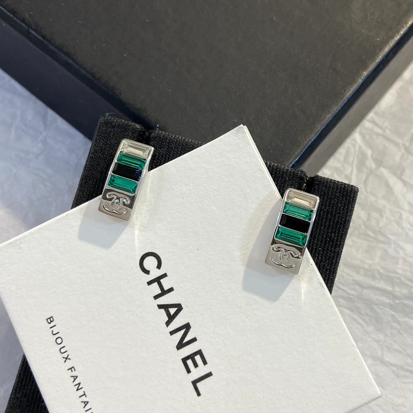 Бижутерия Chanel 17565920