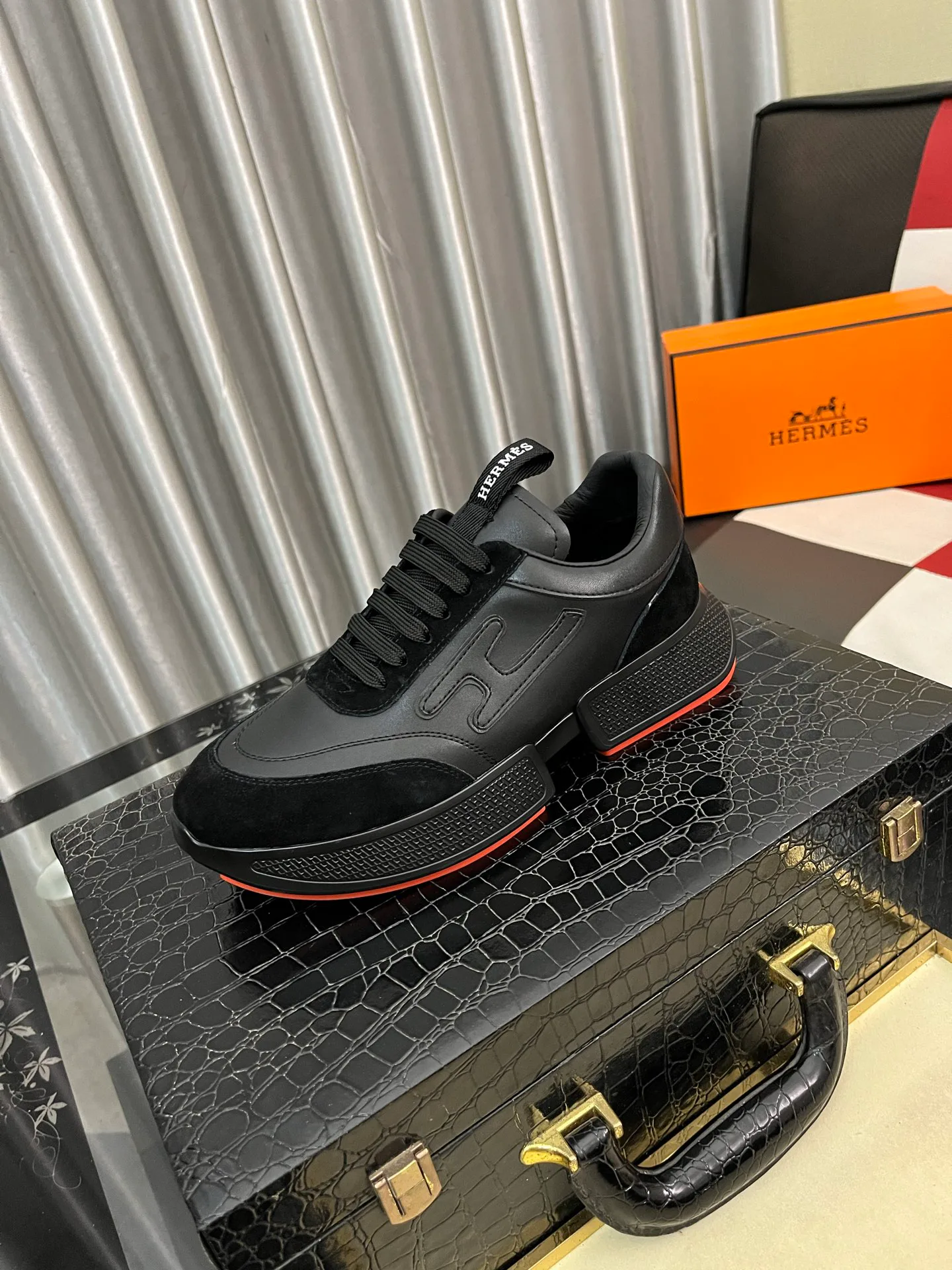 Кроссовки Мужские Hermes 267856