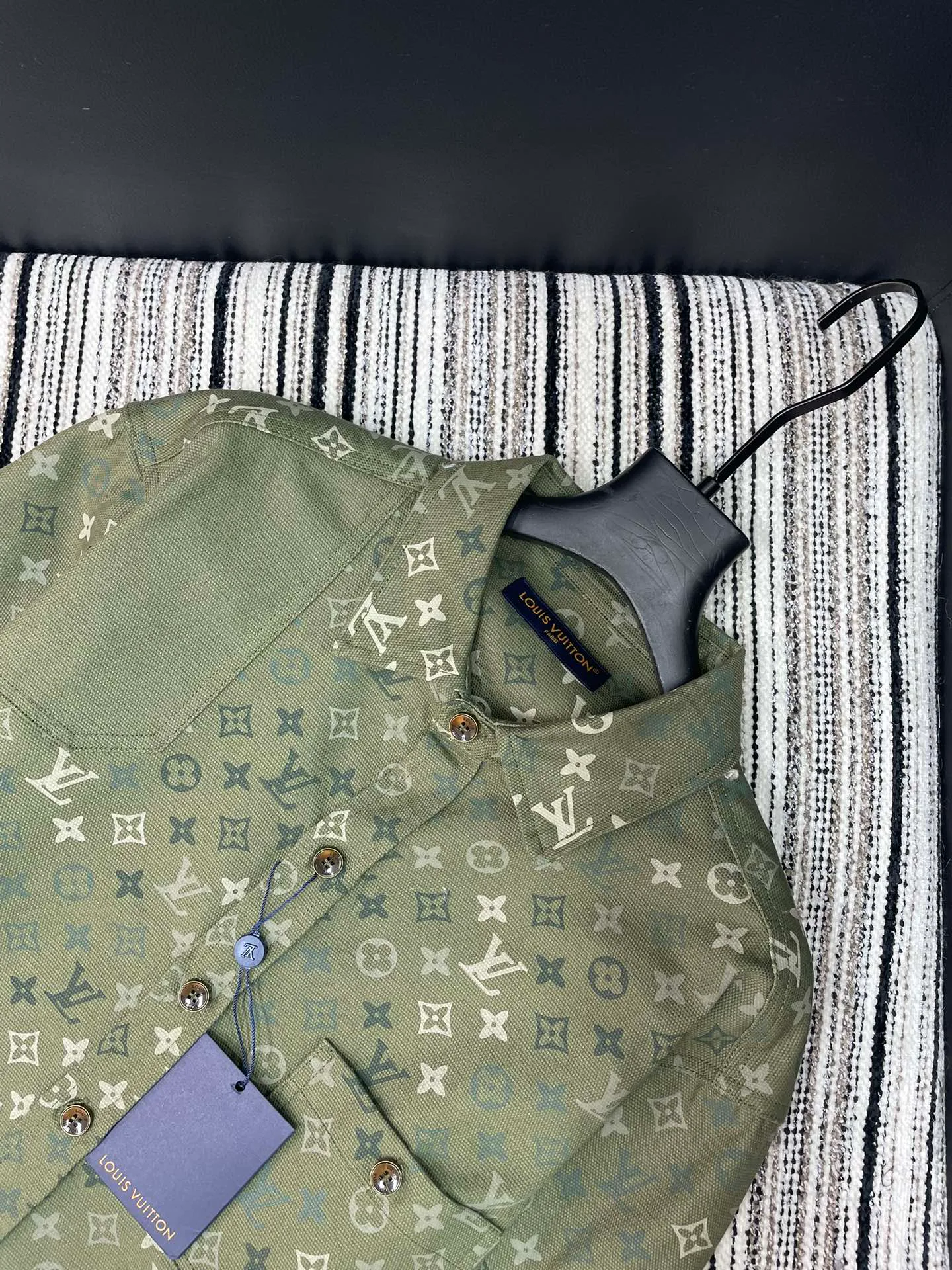 Куртки И Пуховики Женские Louis Vuitton 457877