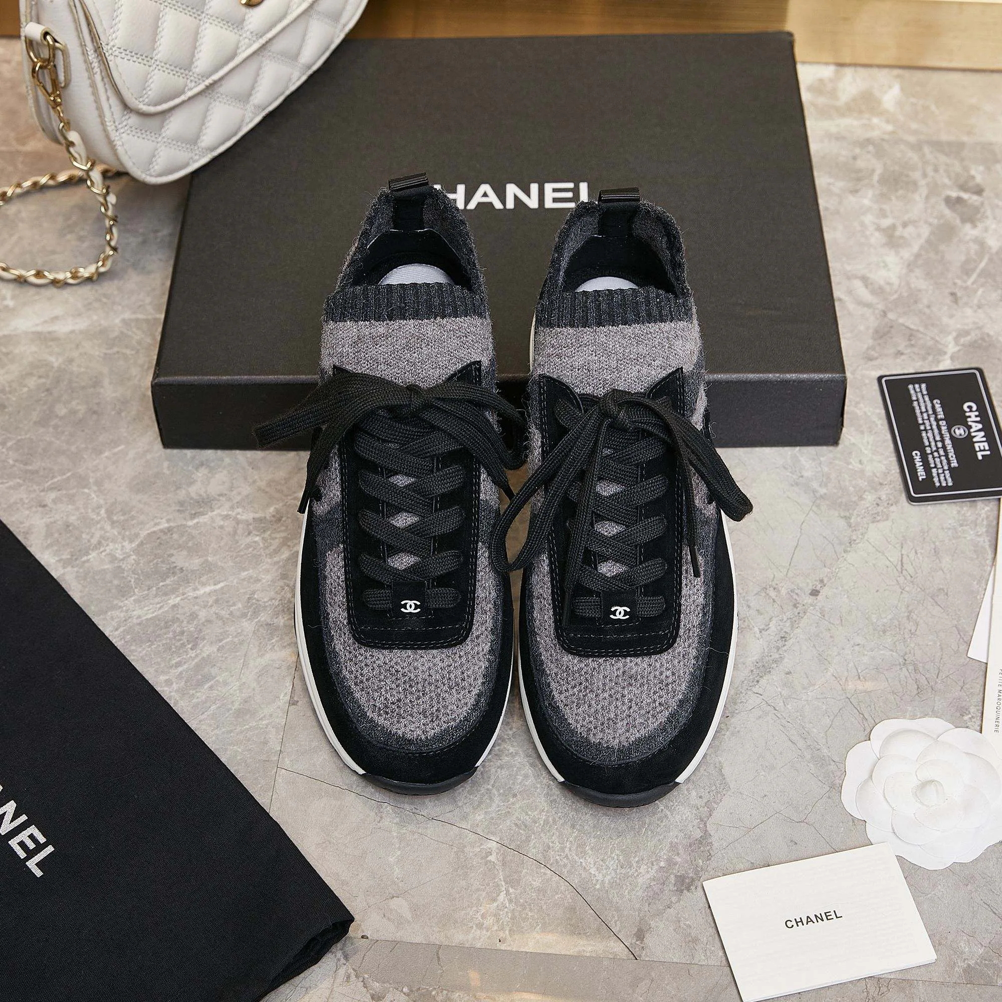 Кроссовки Женские Chanel 1268460