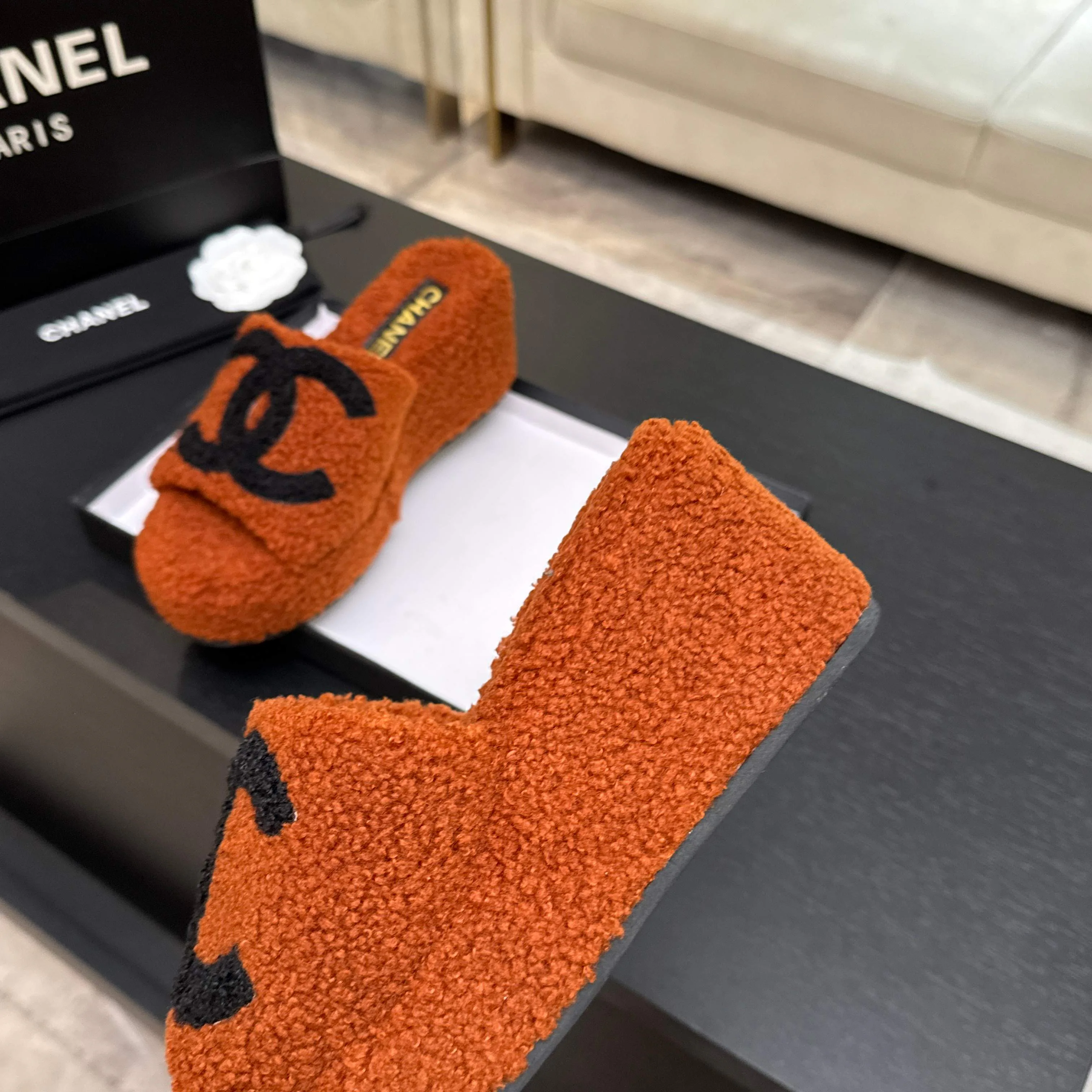 Тапочки Женские Chanel 18501002