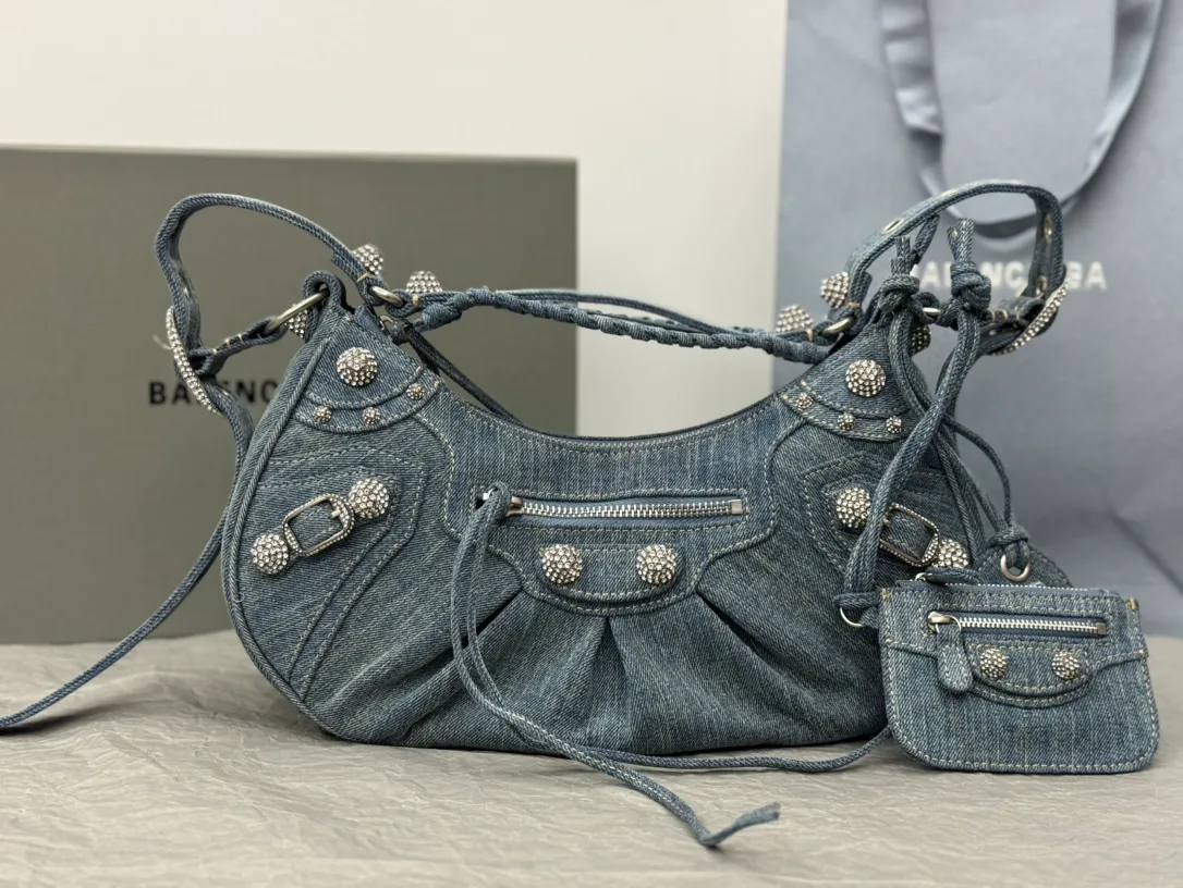 Классические Сумки Женские Balenciaga 11009522