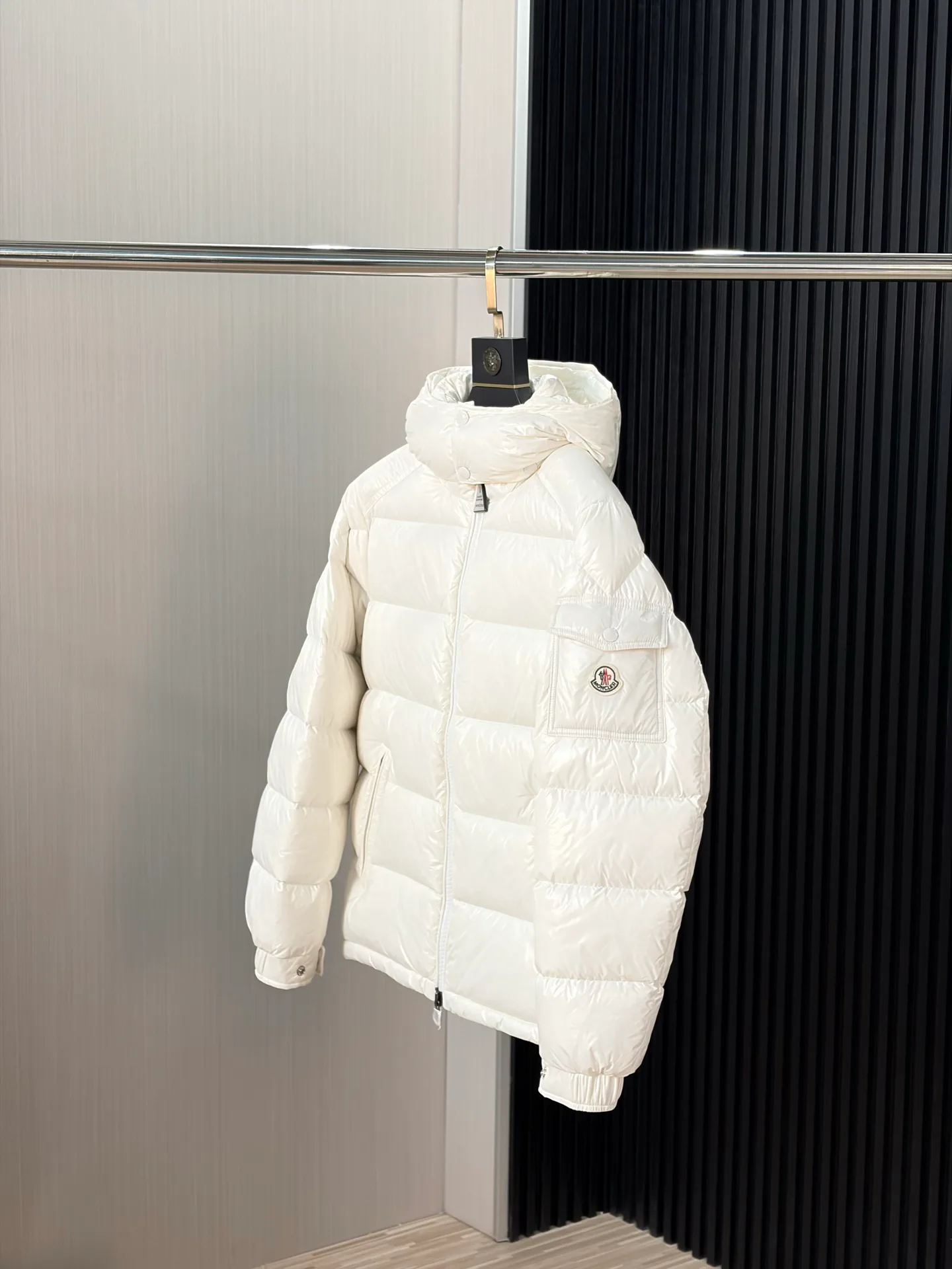 Куртки И Пуховики Женские Moncler 18228820