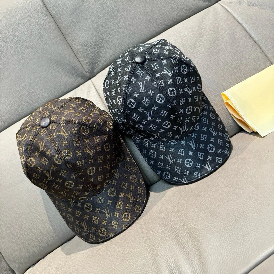 Головные Уборы Louis Vuitton 18347072