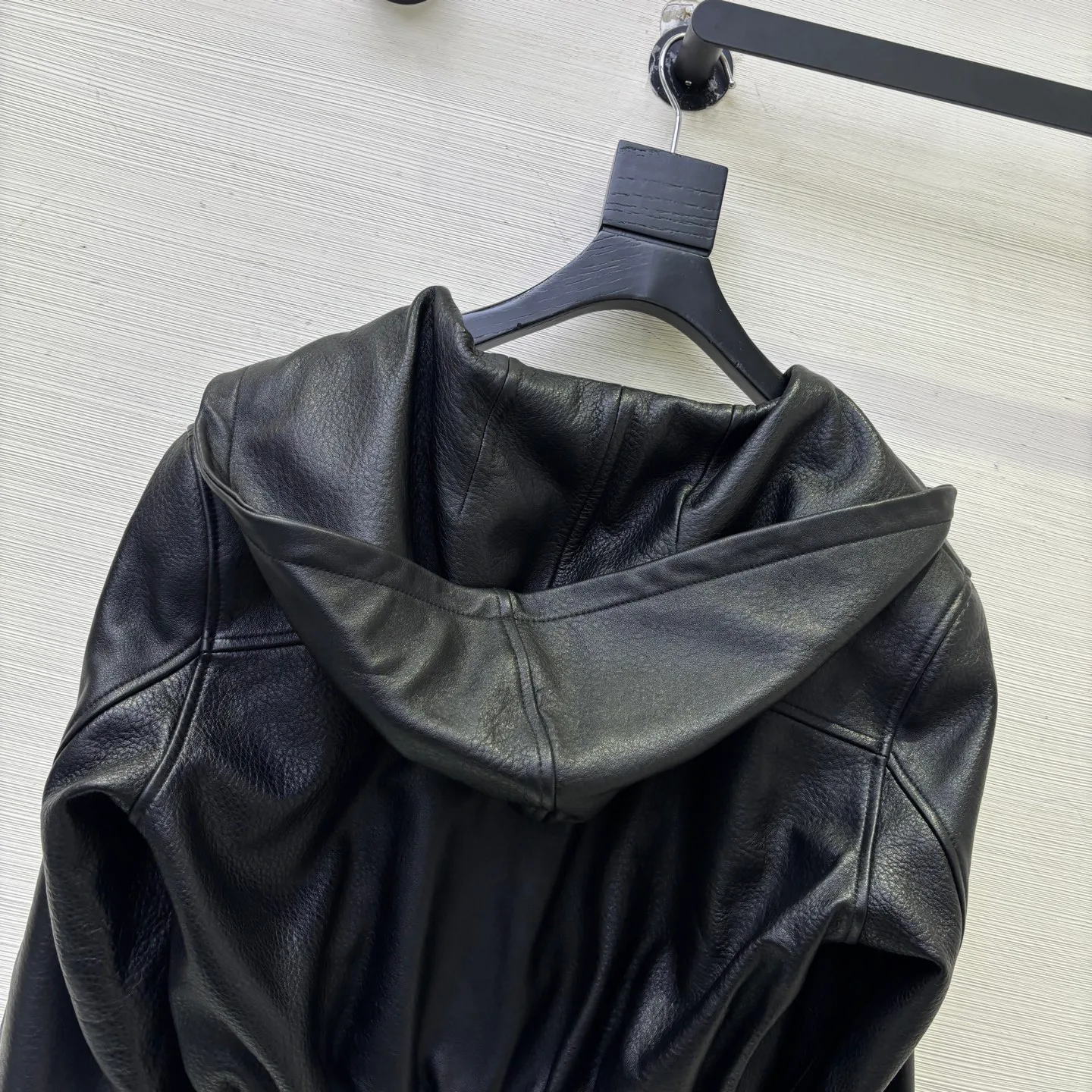 Кожаные Куртки И Дублёнки Женские Saint Laurent 16860541