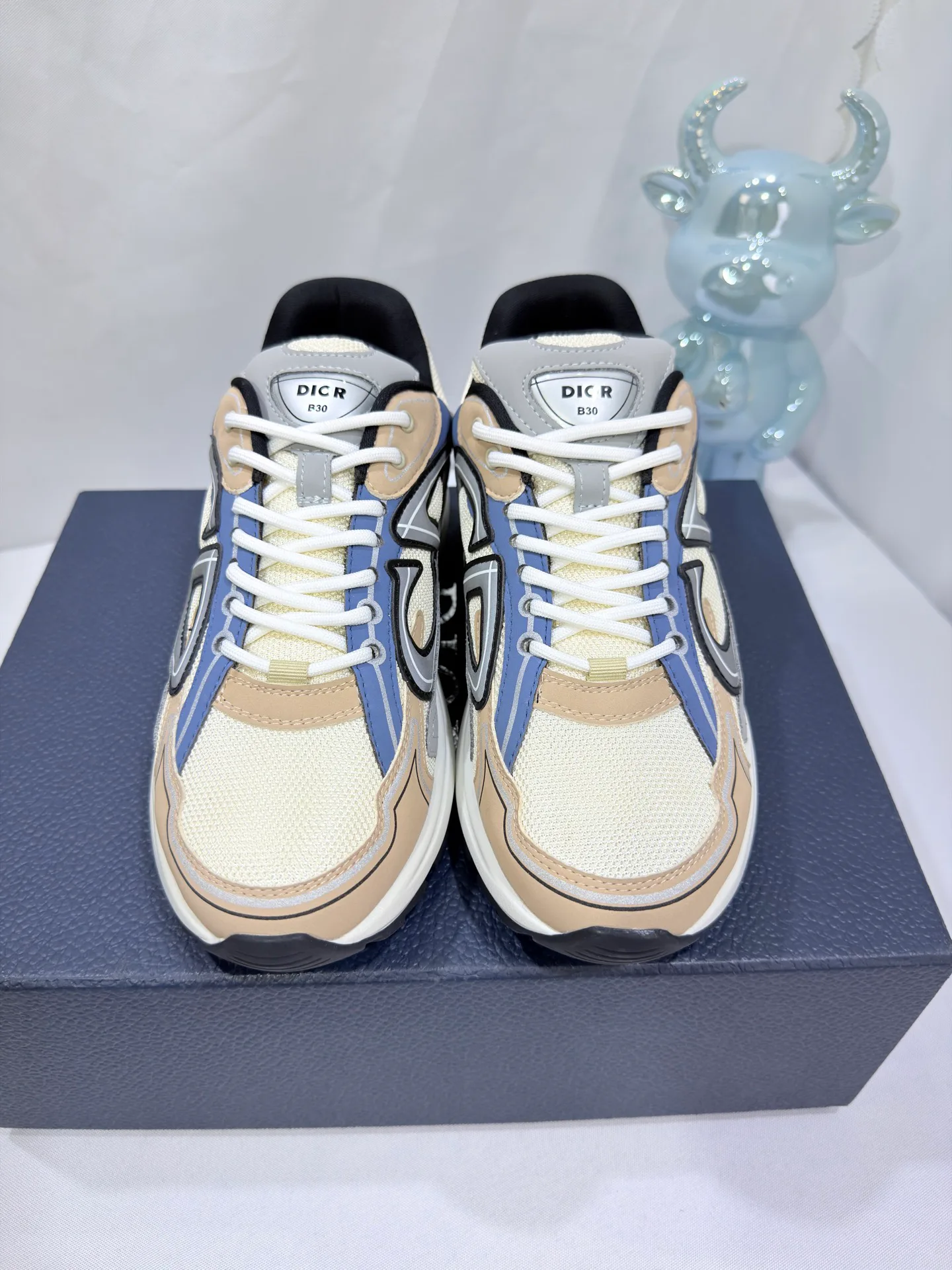 Кроссовки Женские Christian Dior 18743903