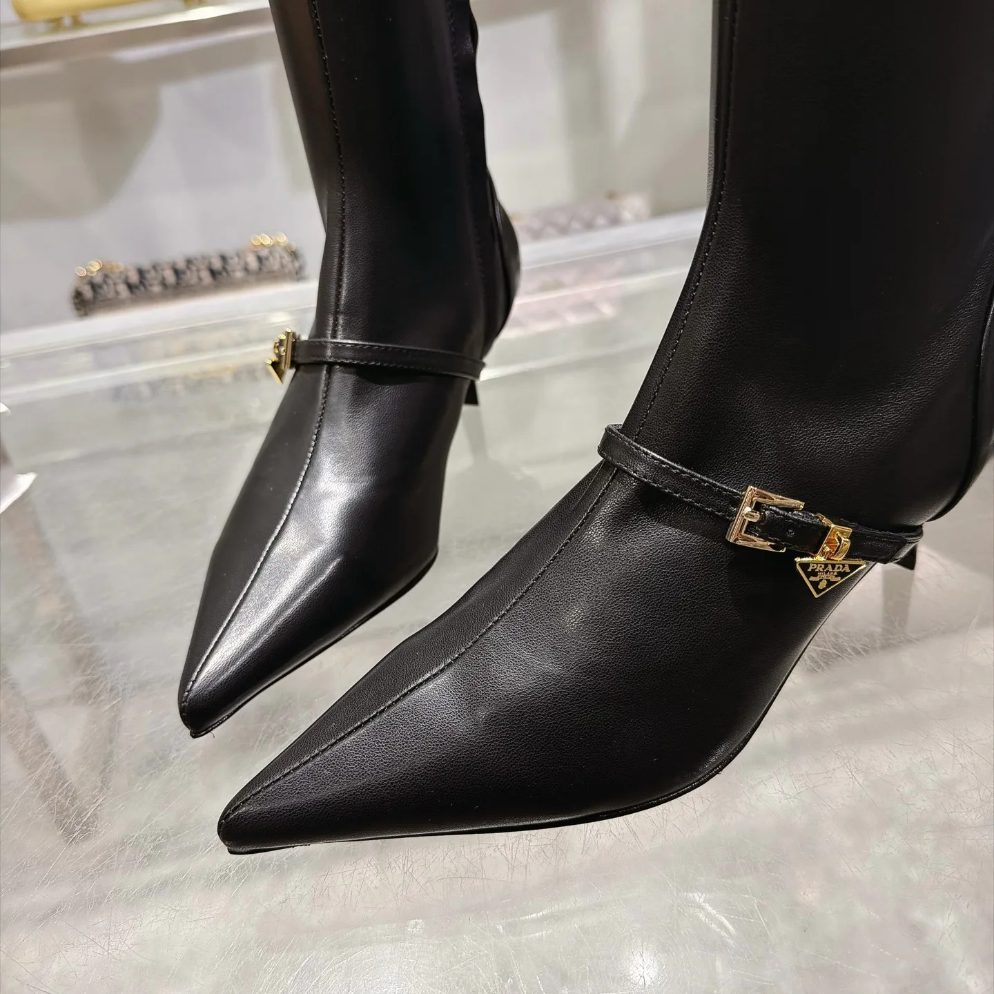 Сапоги Женские Prada 19044351