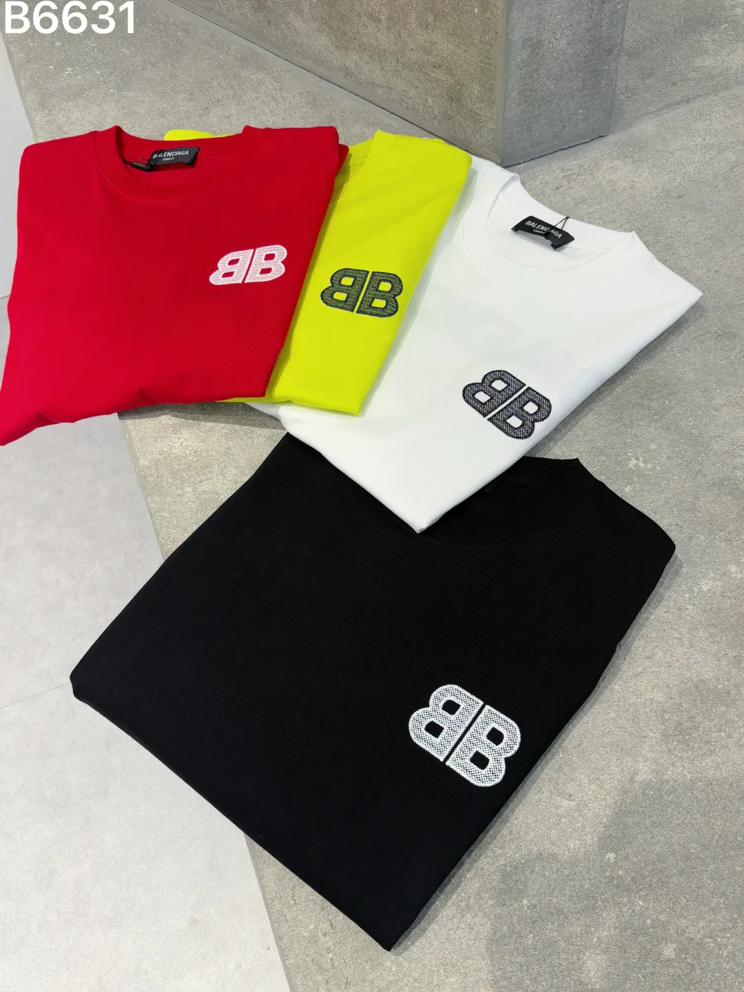 Футболки Женские Balenciaga 10310802