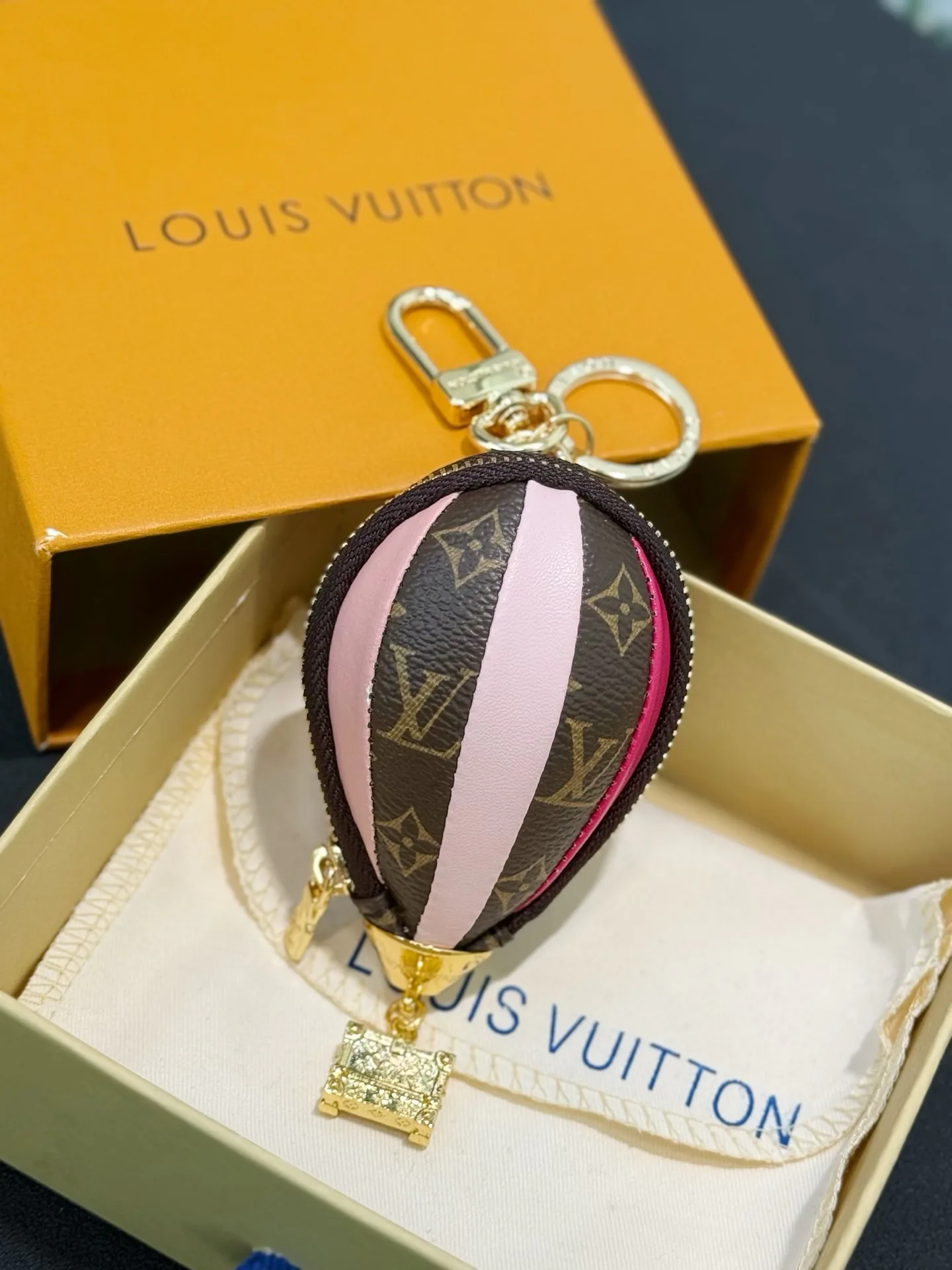 Ключницы Louis Vuitton 17897128