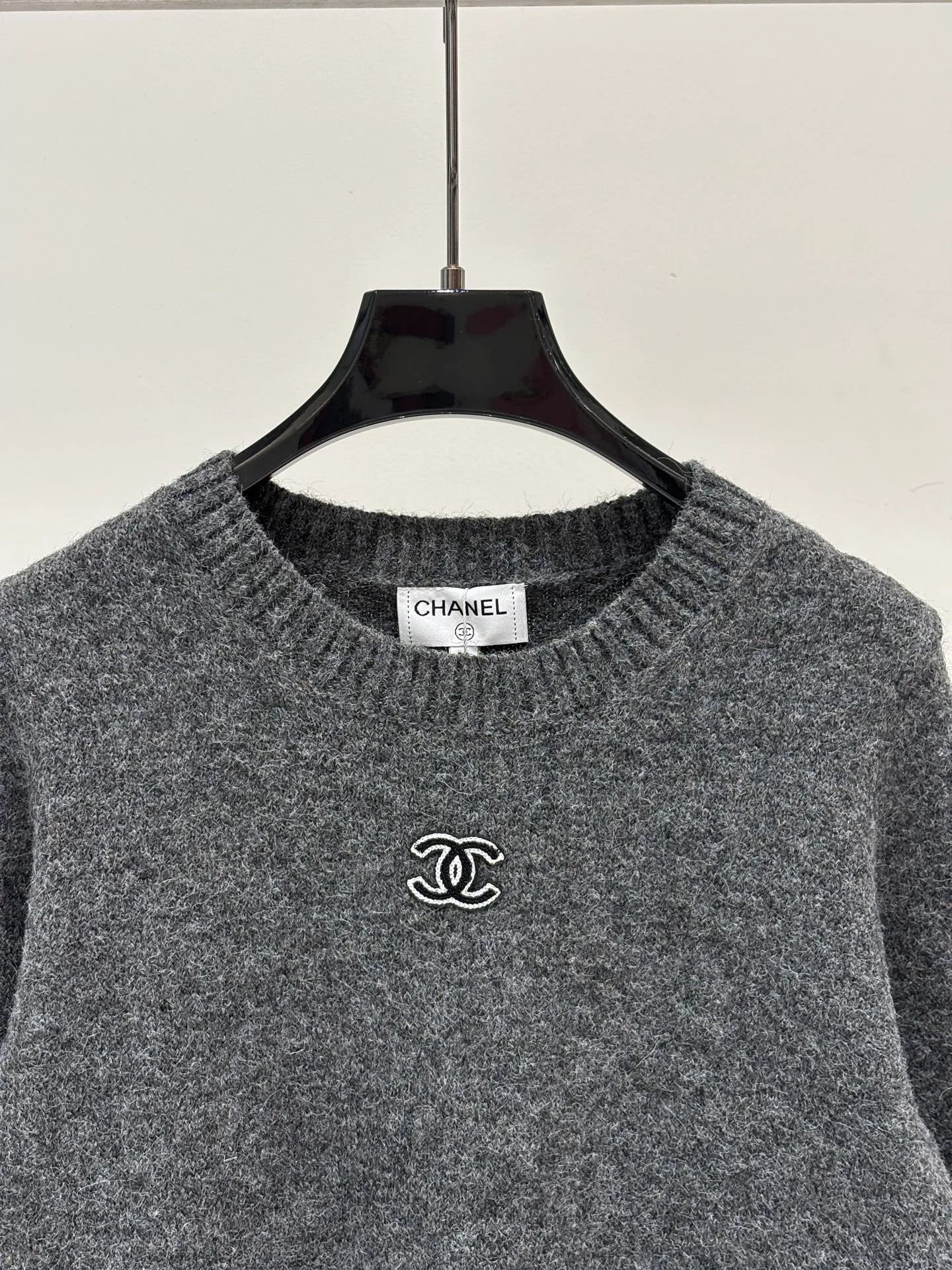 Джемперы И Свитеры Женские Chanel 17932552