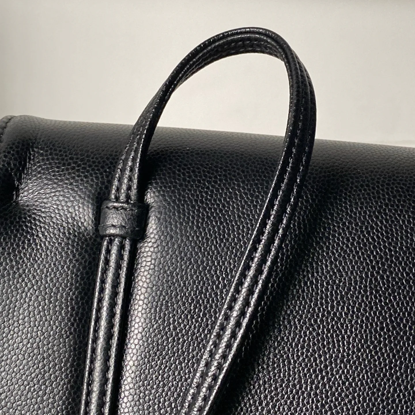 Классические Сумки Женские Chanel 18207701