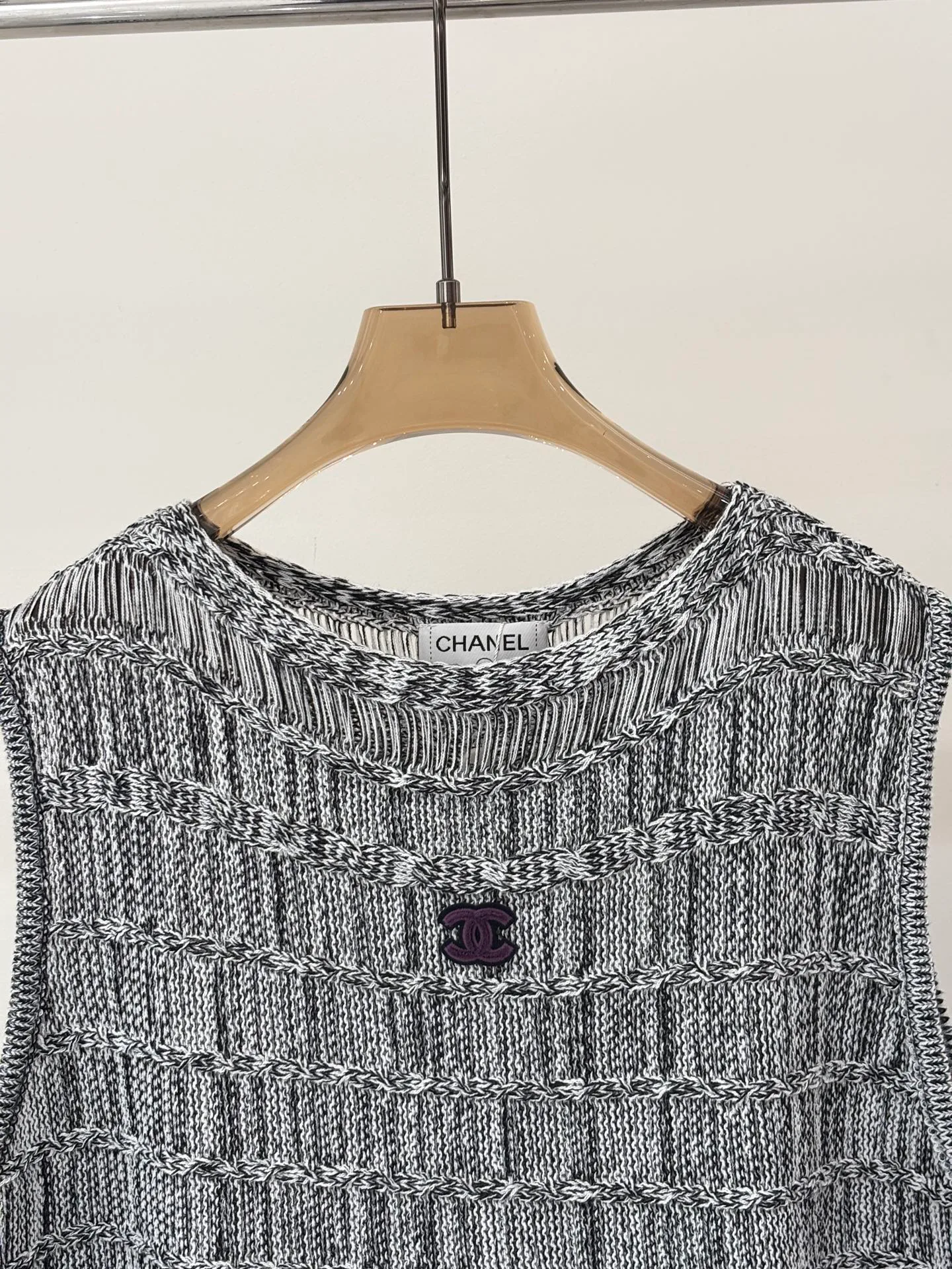 Жилеты Женские Chanel 11239614