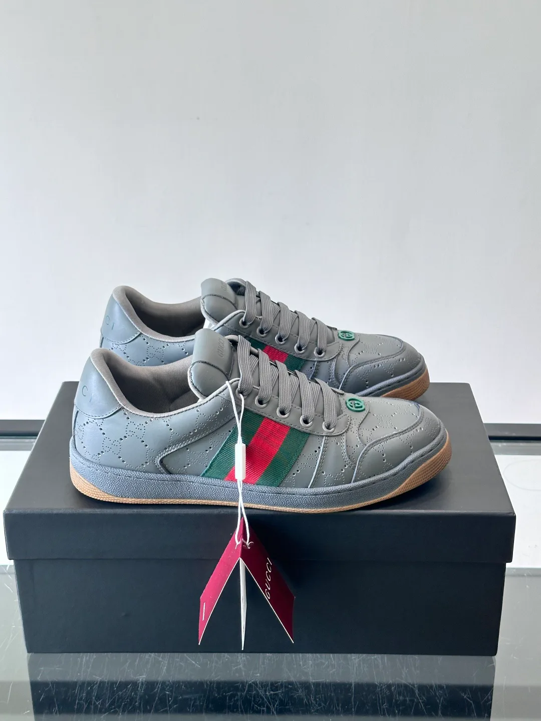 Кроссовки Женские Gucci 18101948