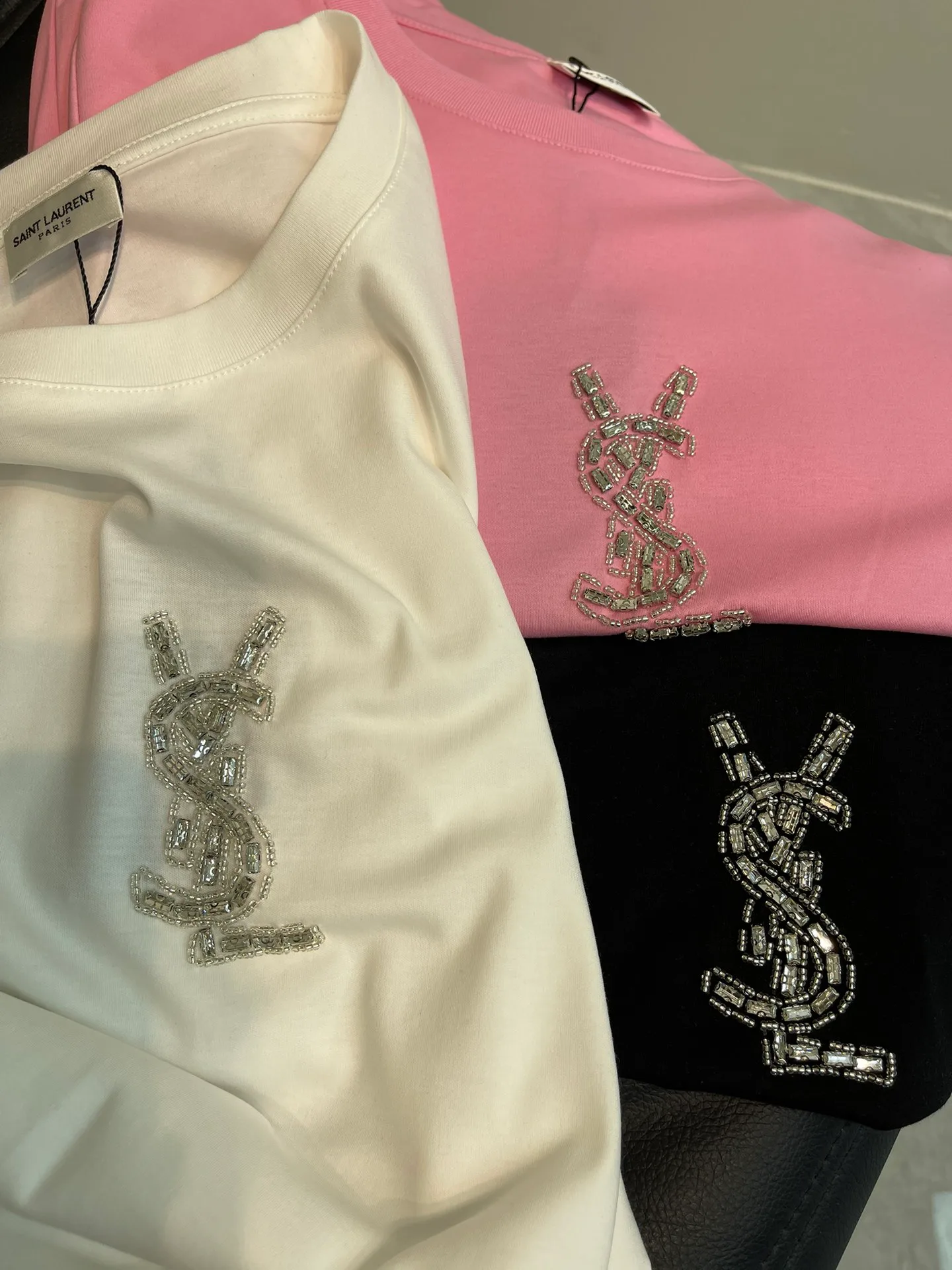 Футболки Женские Saint Laurent 18000