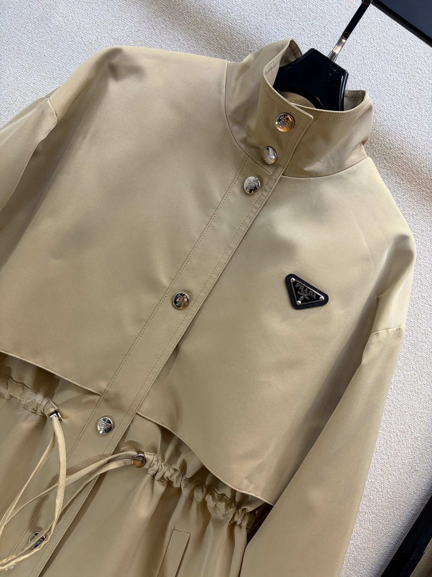 Тренчи Женские Prada 18506573