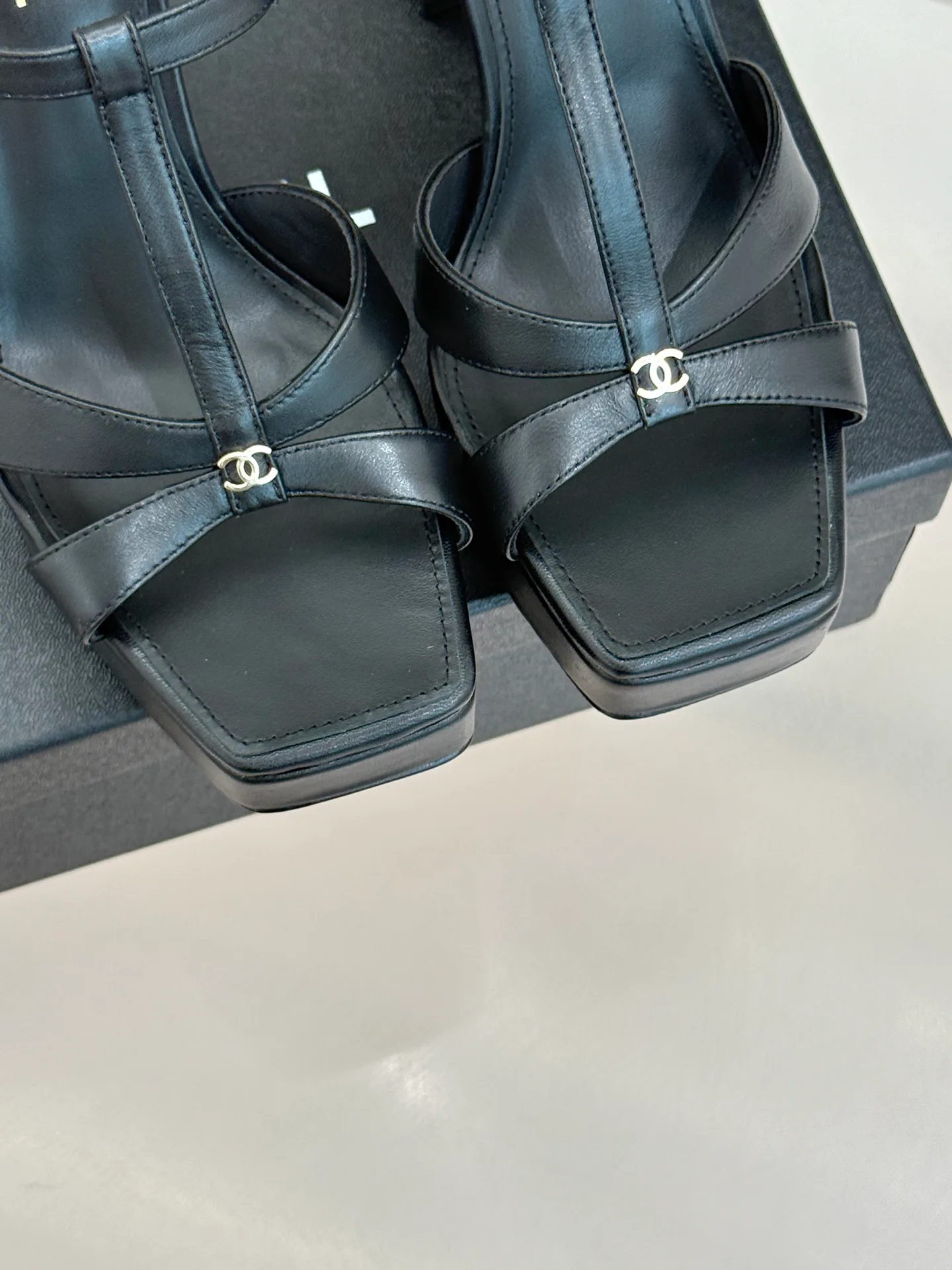 Босоножки Женские Chanel 12958087