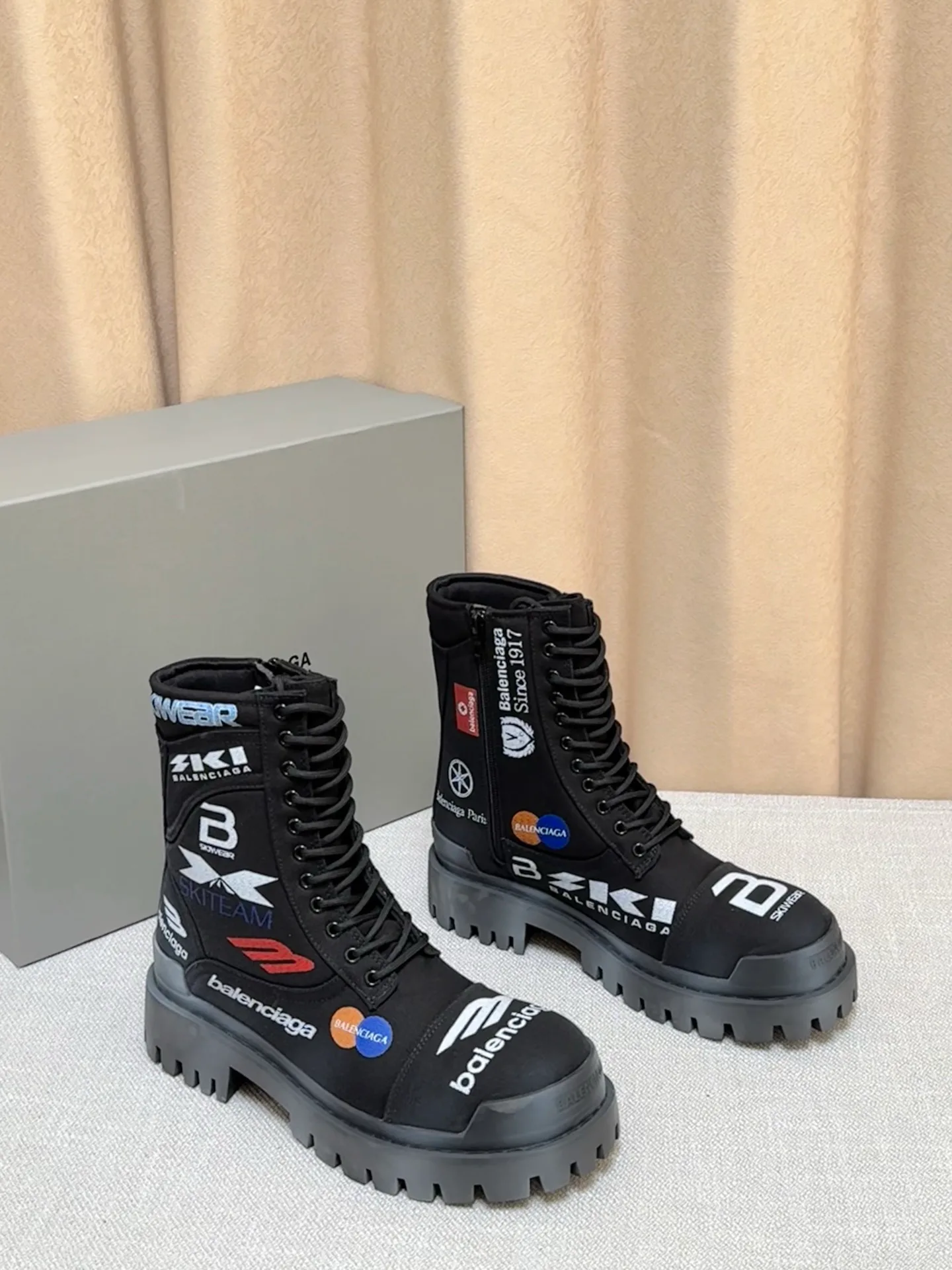 Ботинки Мужские Balenciaga 13942895