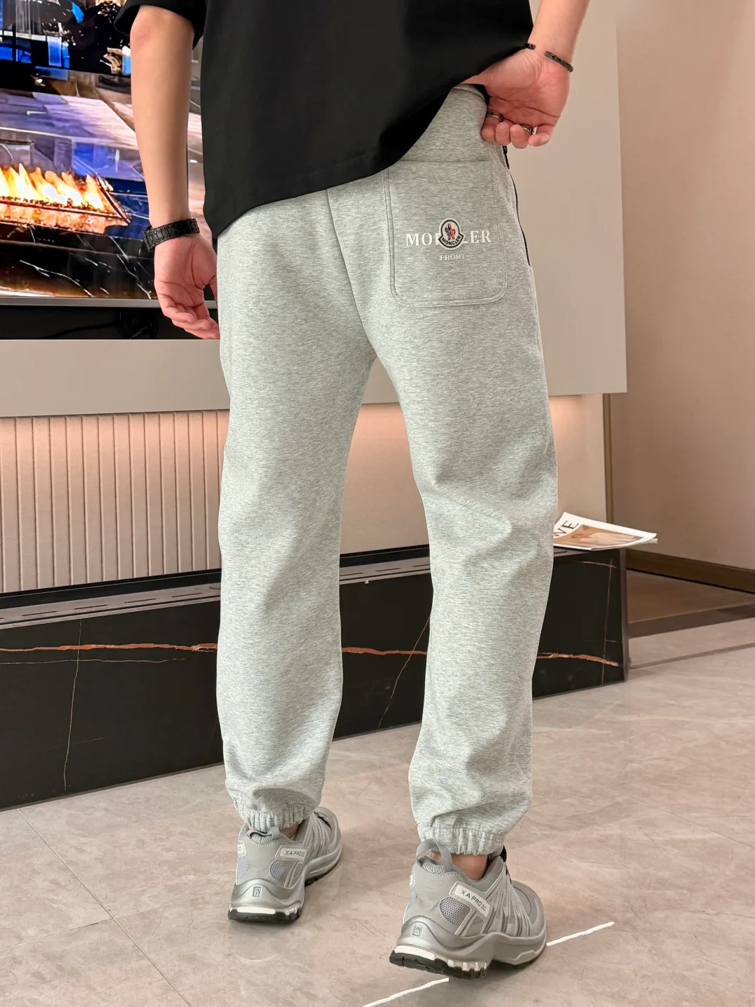 Брюки Мужские Moncler 13169946