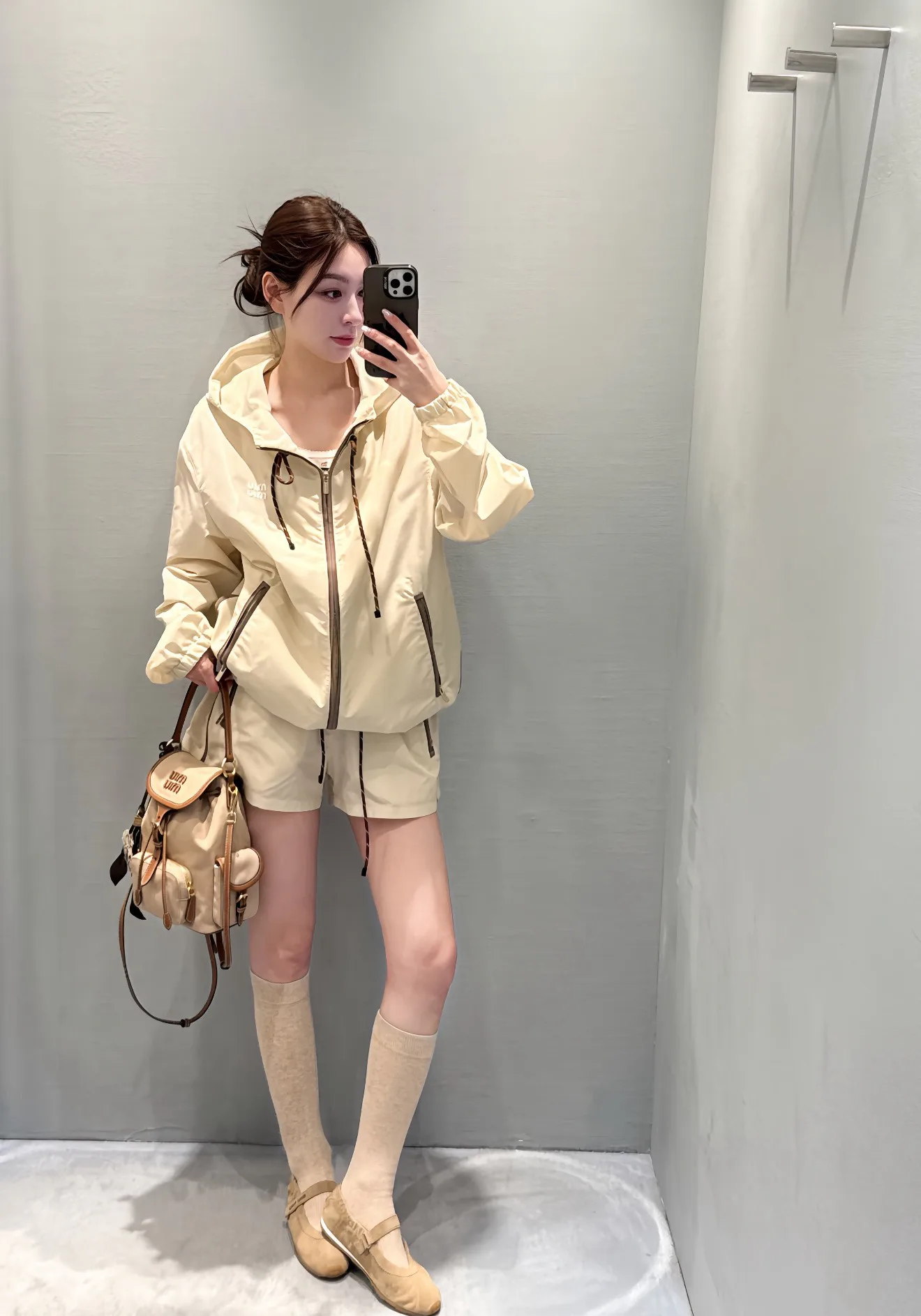 Куртки И Пуховики Женские Miu Miu 11634086