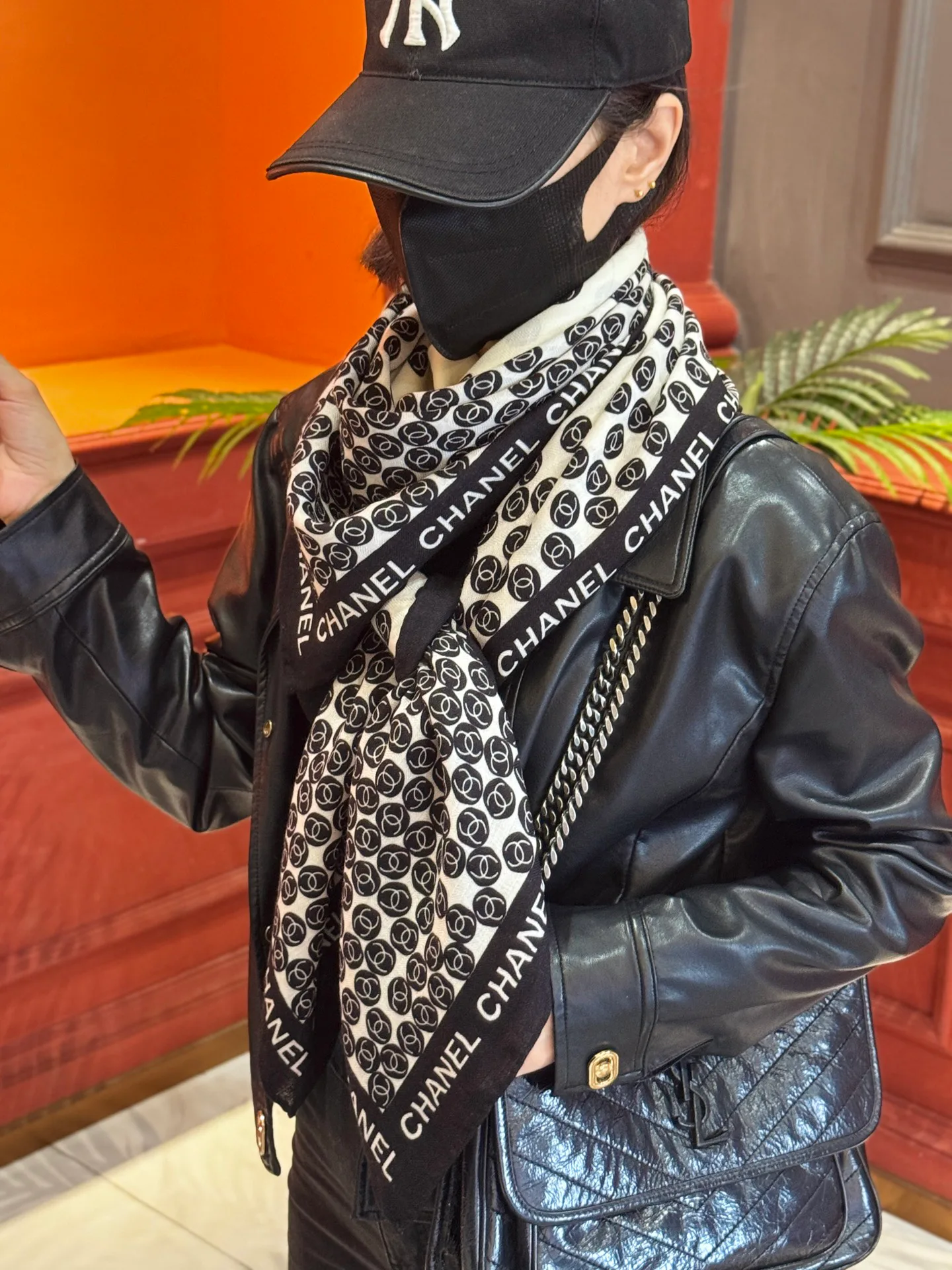 Шарфы Chanel 163736