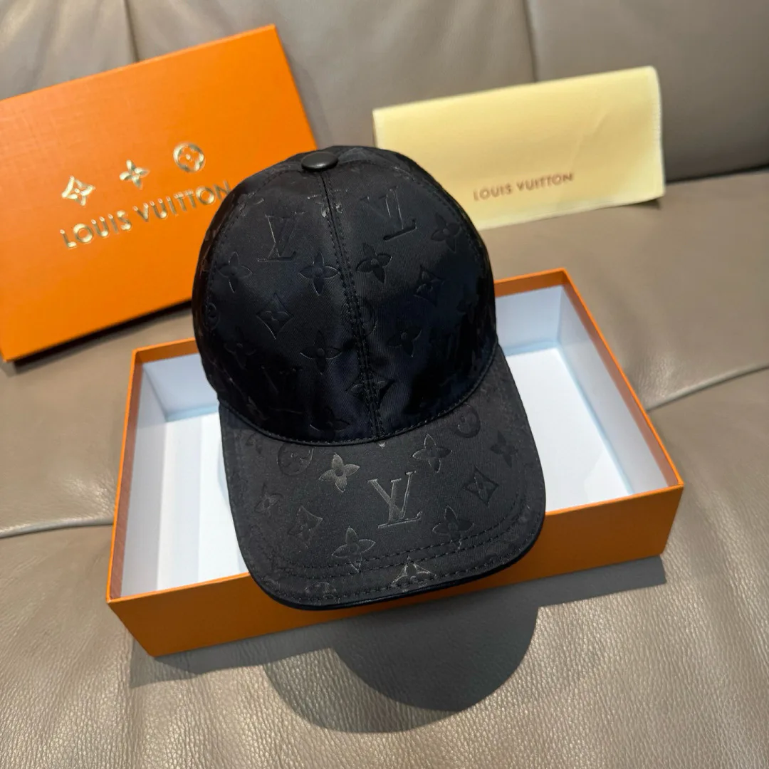 Головные Уборы Louis Vuitton 11529609