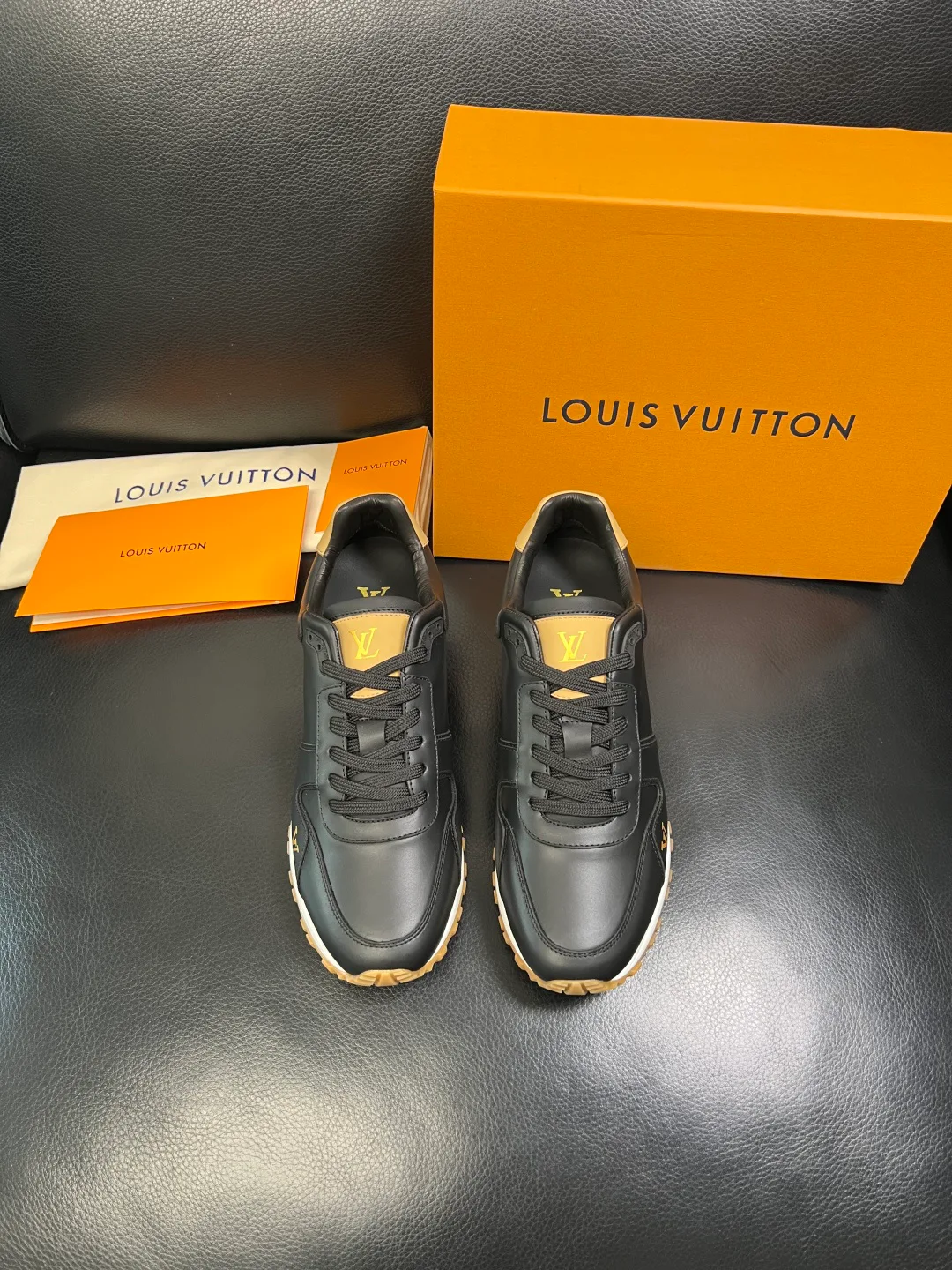 Кроссовки Мужские Louis Vuitton 1498268