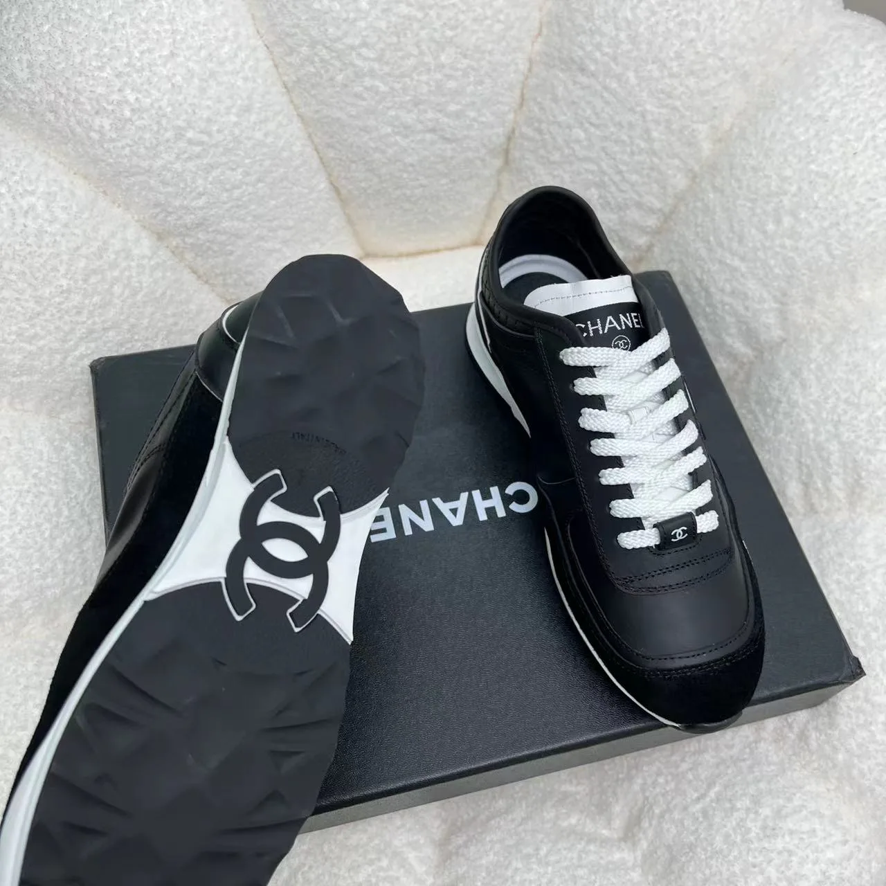 Кроссовки Женские Chanel 10780