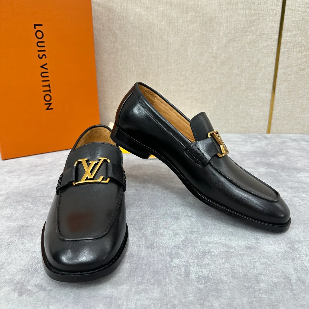 Лоферы И Туфли Мужские Louis Vuitton 18194010