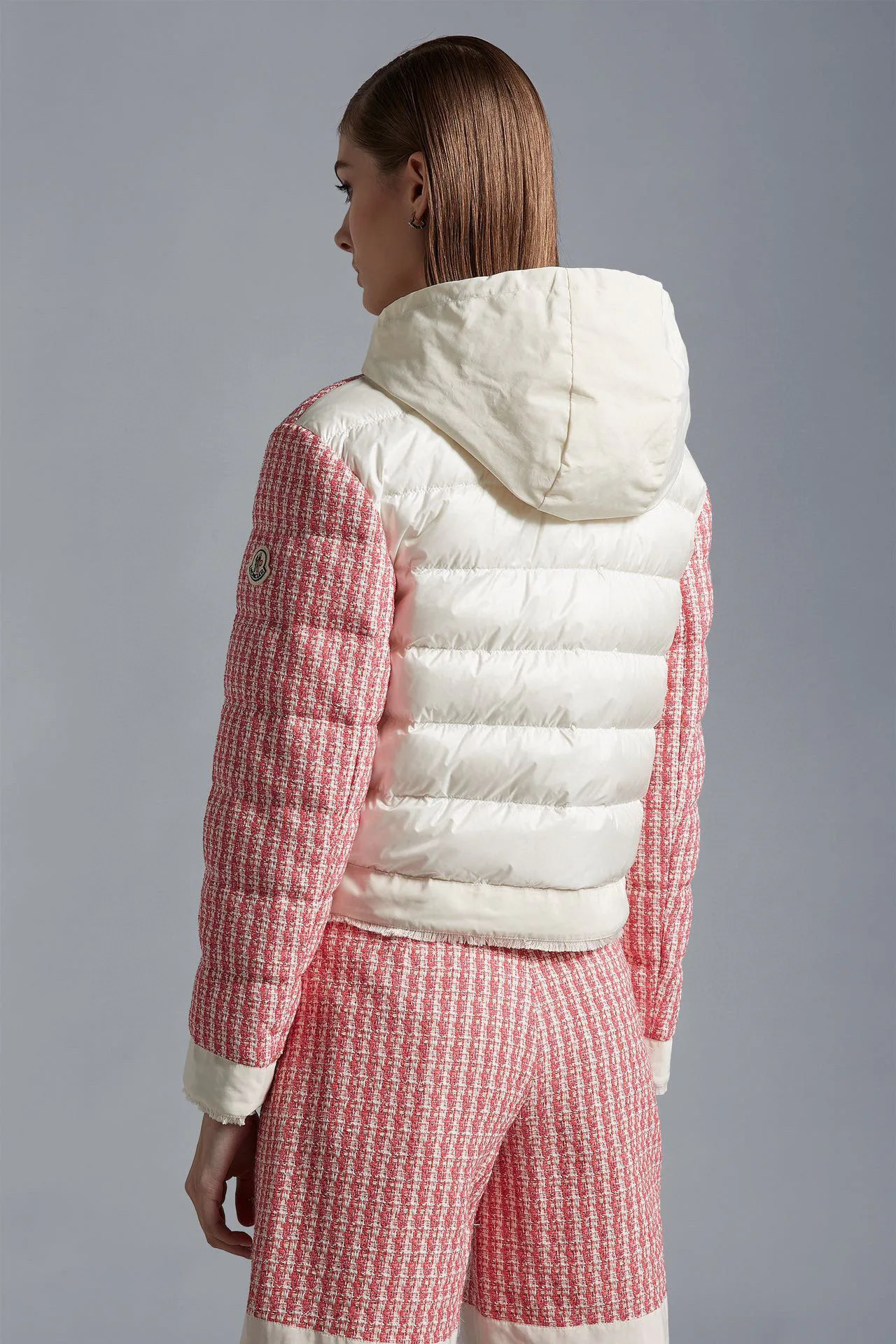 Куртки И Пуховики Женские Moncler 2495