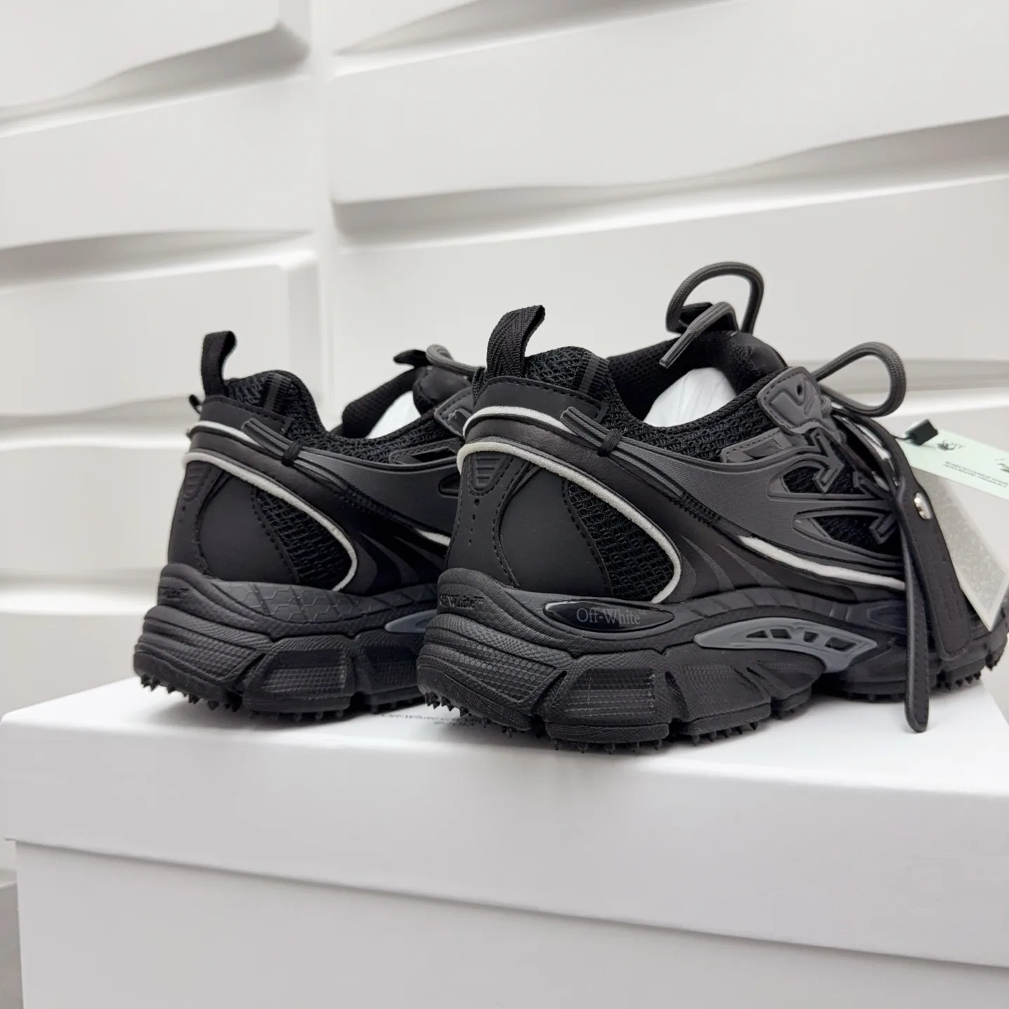 Кроссовки Женские Off-White 1201004