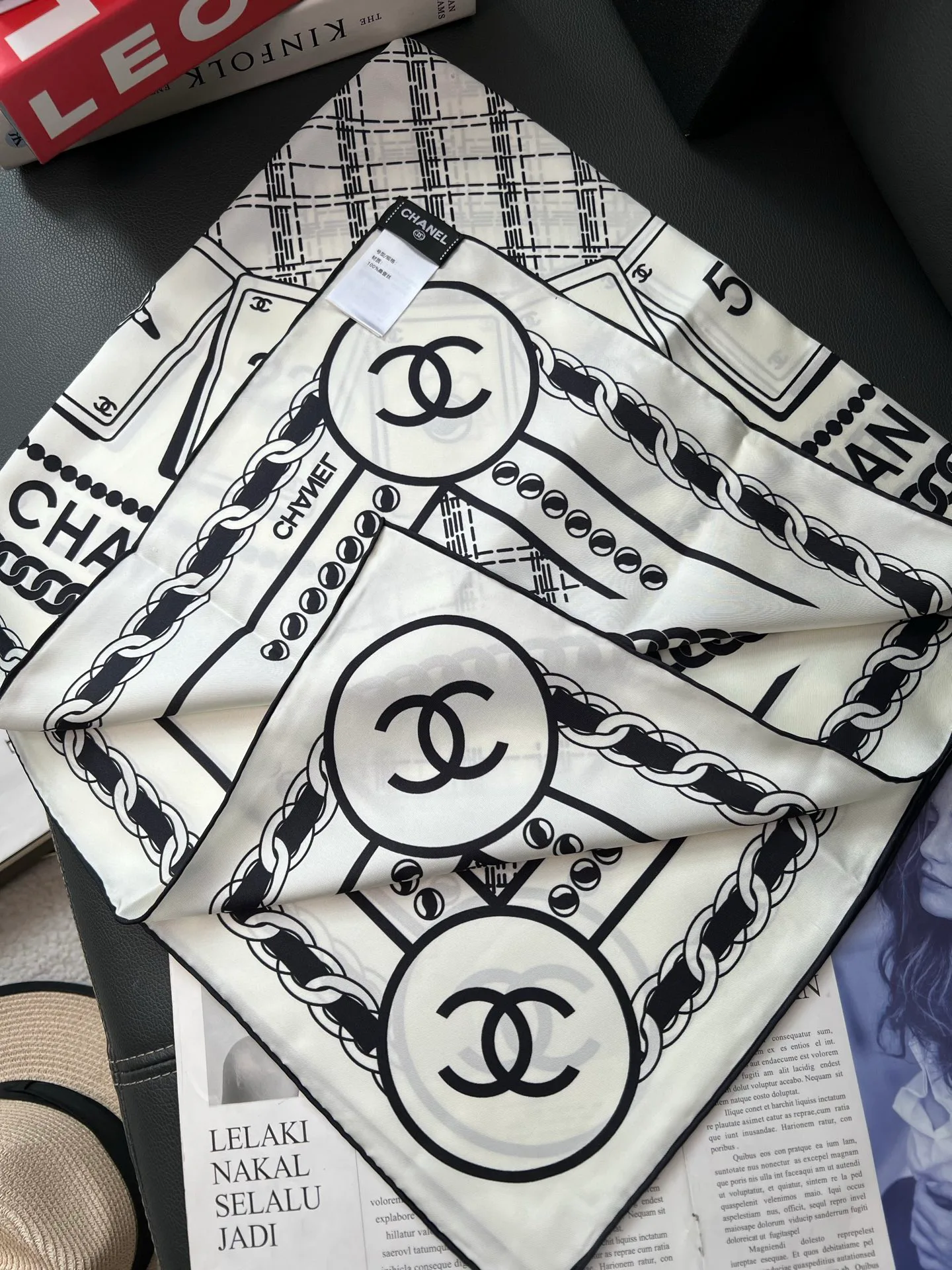 Платки Chanel 13855834