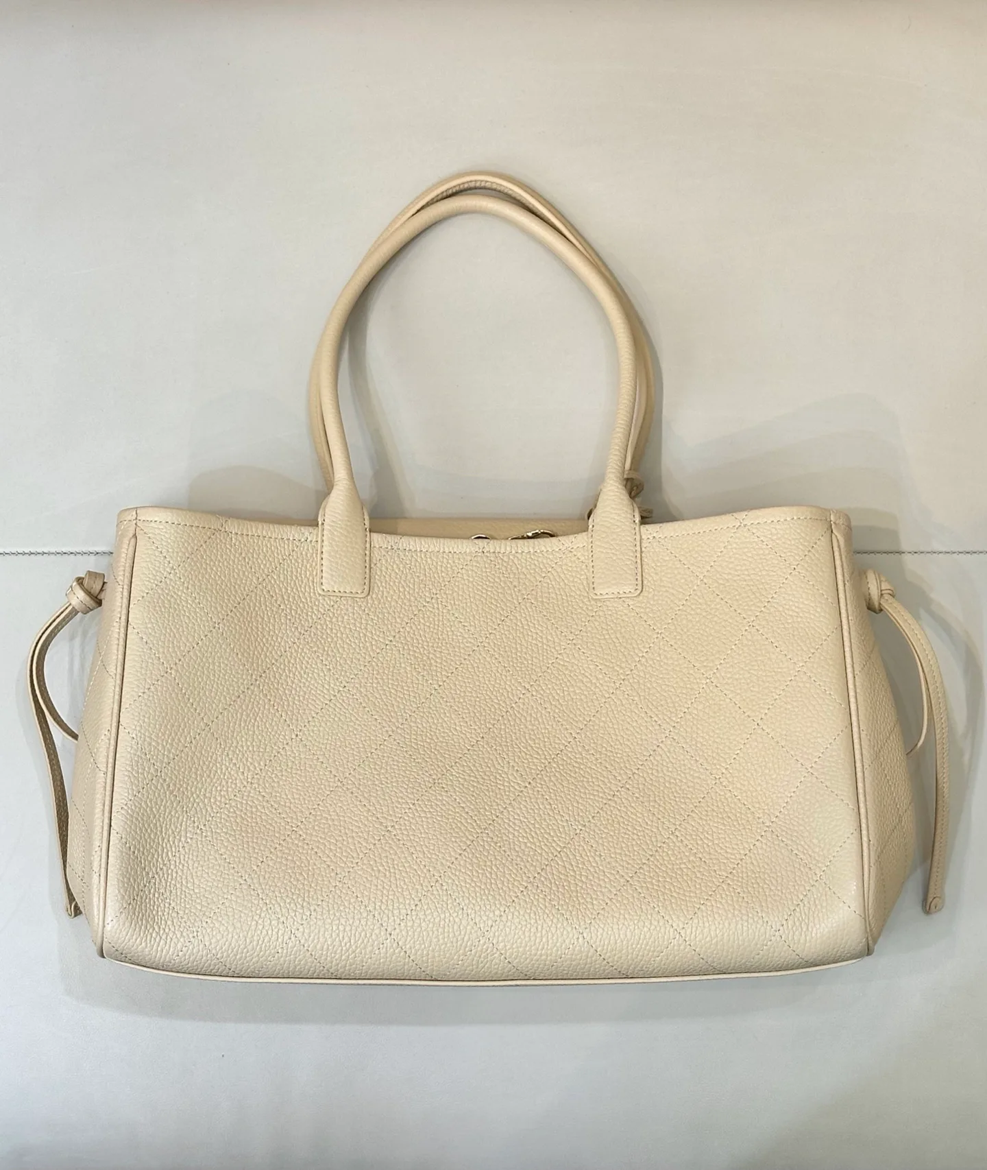 Классические Сумки Женские Chanel 17376153