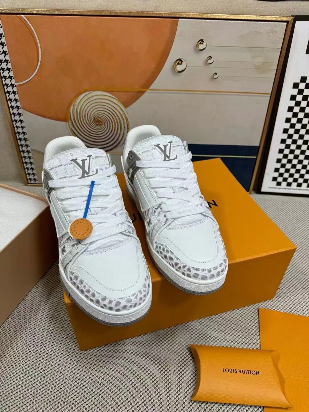 Кроссовки Женские Louis Vuitton 1894843