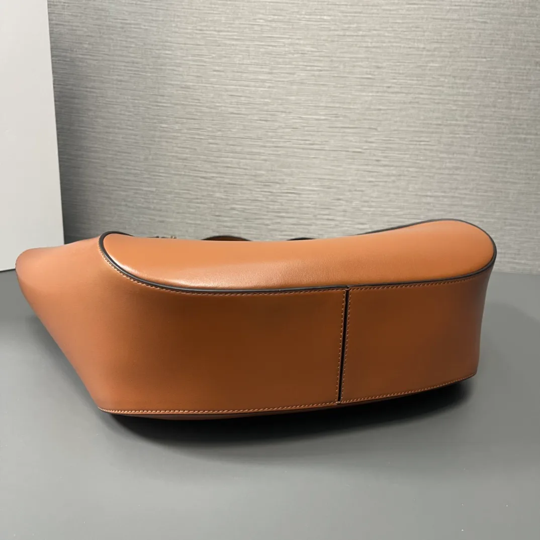 Классические Сумки Женские Prada 9027