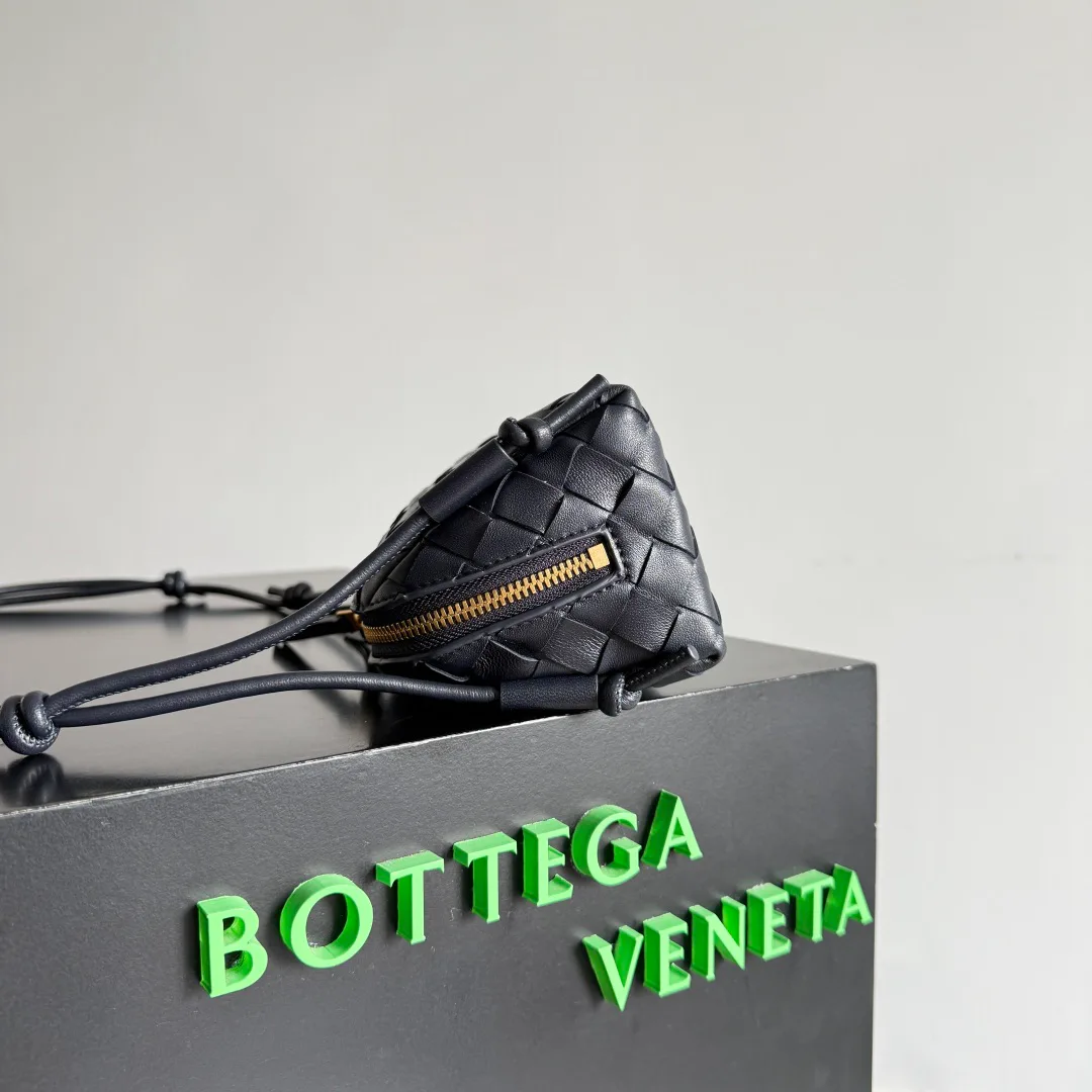 Сумки На Ремне Женские Bottega Veneta 11386906