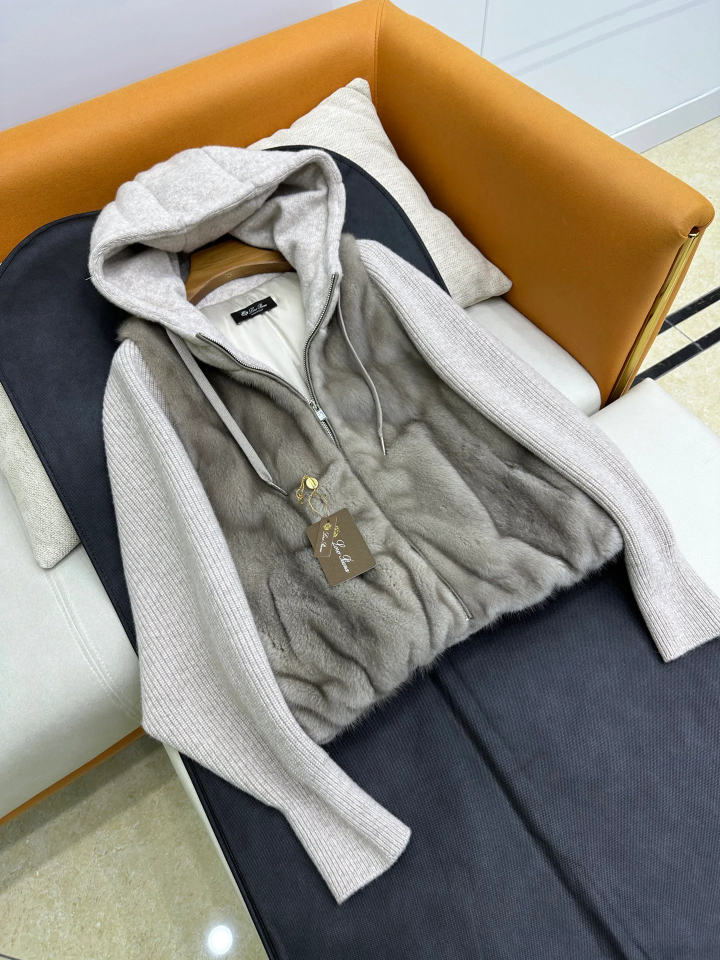 Куртки И Пуховики Женские Loro Piana 182269