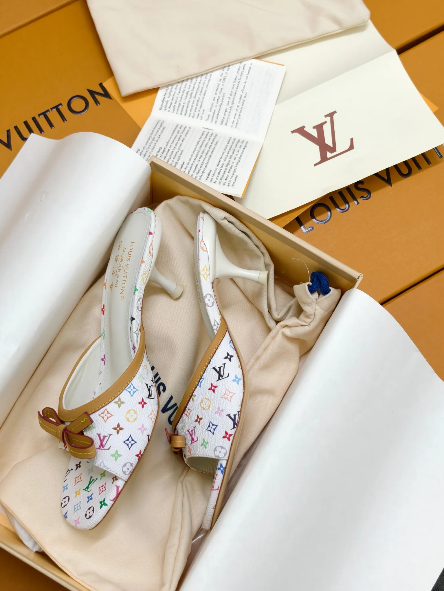 Сандалии Женские Louis Vuitton 10236806