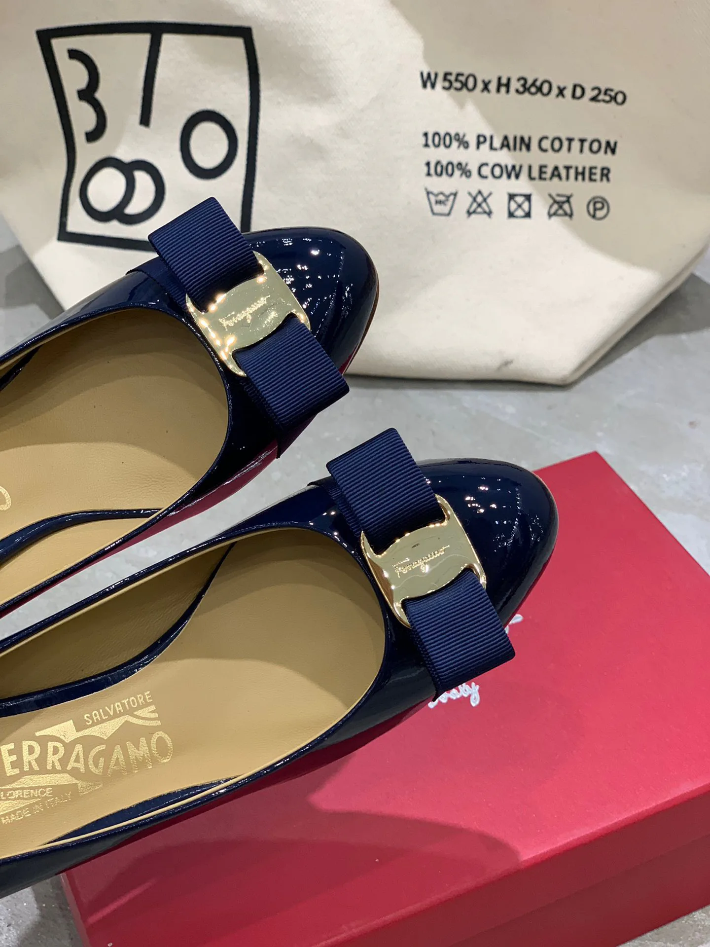 Туфли Женские Salvatore Ferragamo 18340722