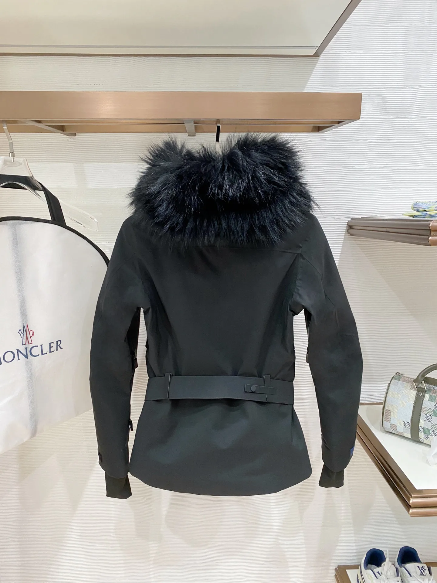 Куртки И Пуховики Женские Moncler 17717054