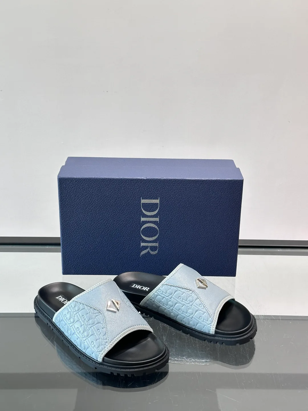 Шлепанцы Женские Christian Dior 17192587