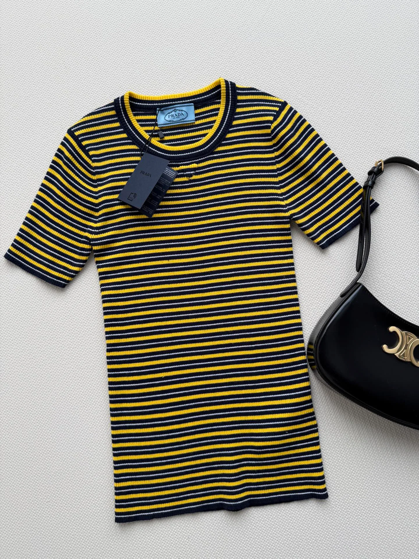 Футболки Женские Prada 11473444