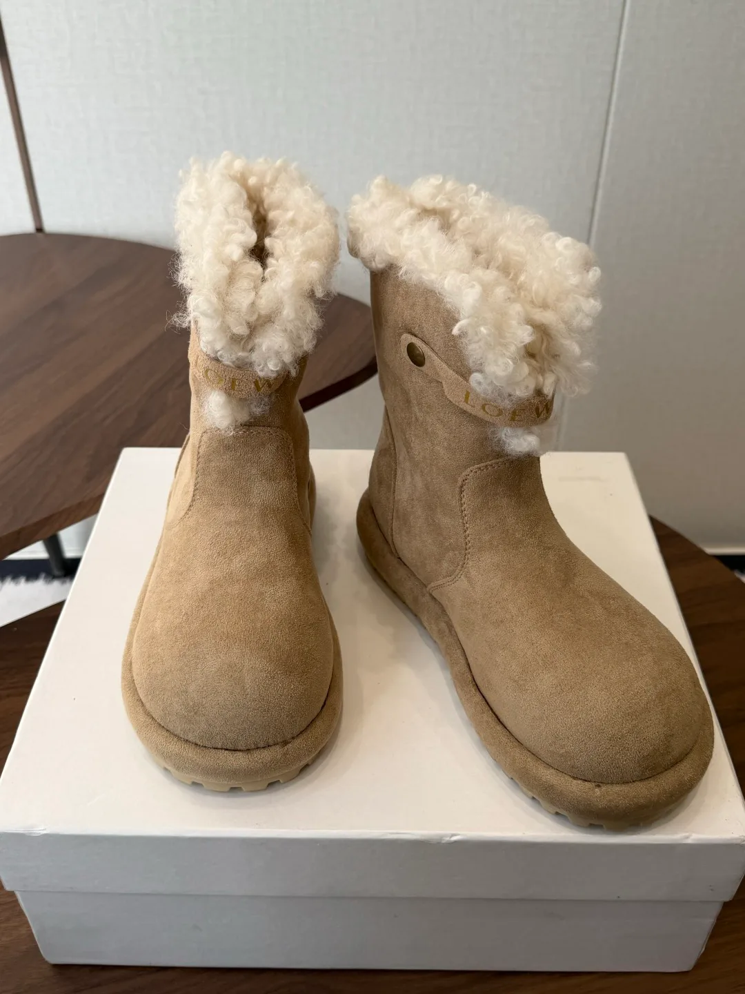 Угги Женские Loewe 19134892